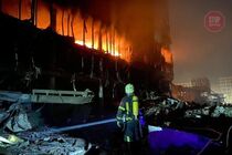 Ночью оккупанты обстреляли торговый центр в Киеве: погибли 8 человек