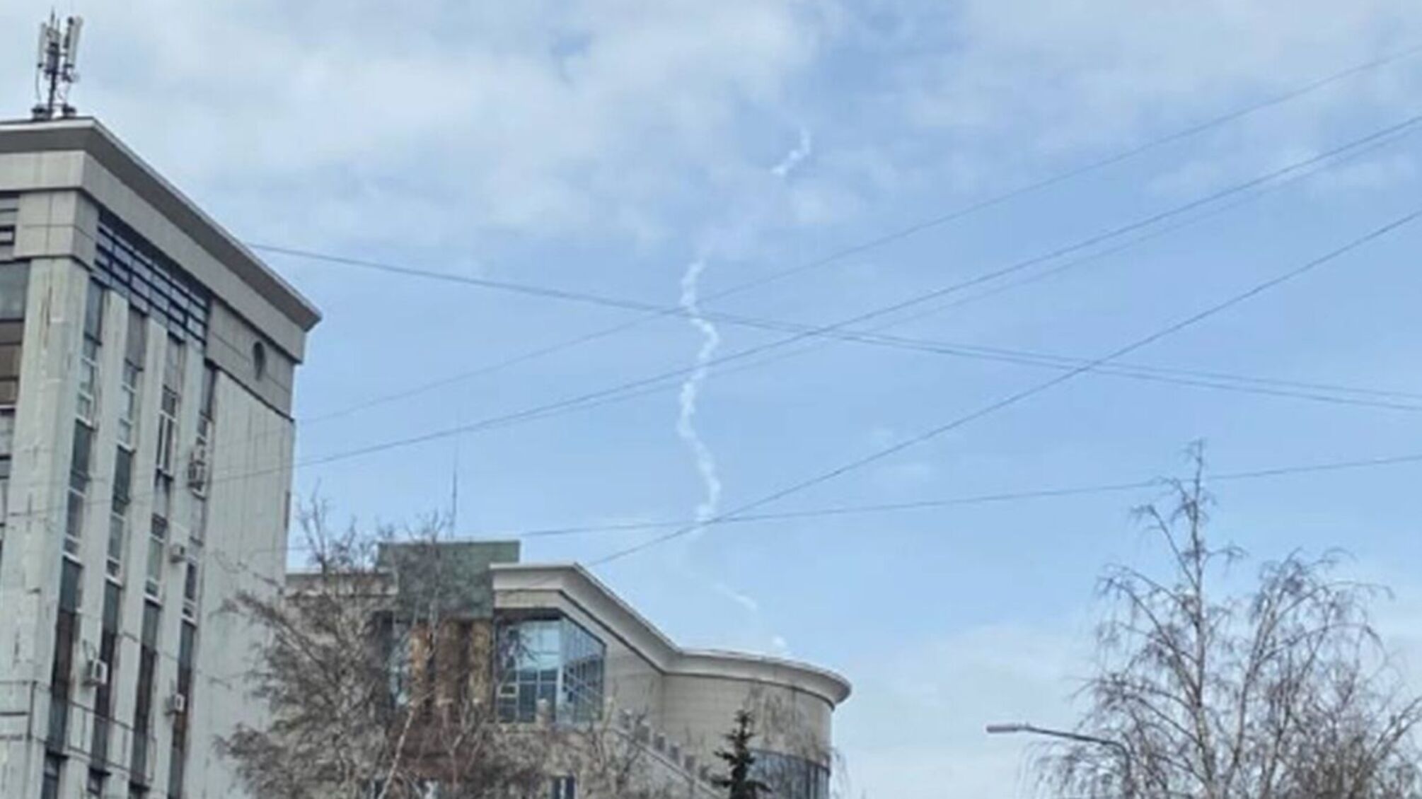 небо здание