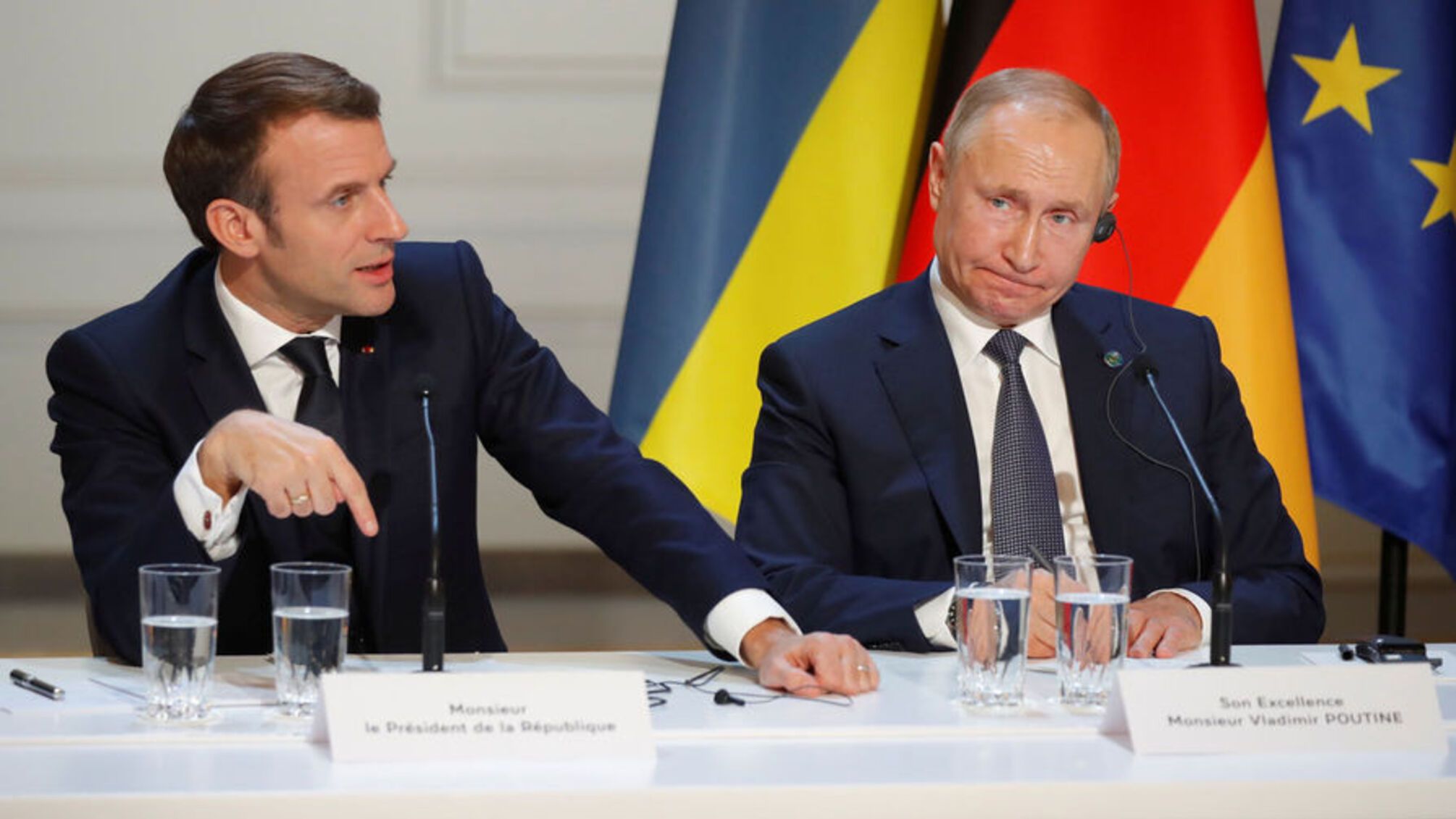 Президент Франції Макрон відмовився назвати дії росії в Україні геноцидом