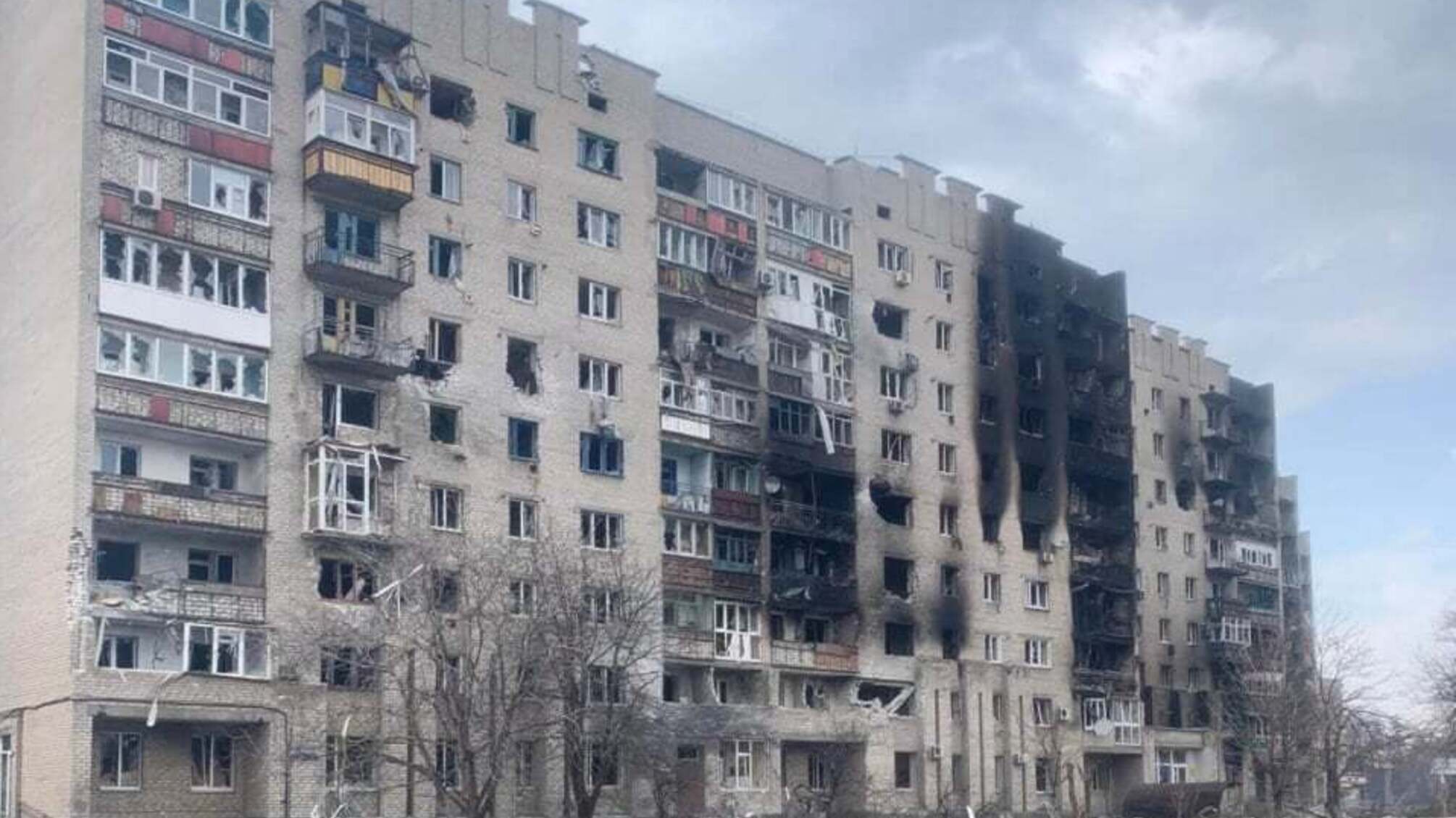 будинок після пожежі