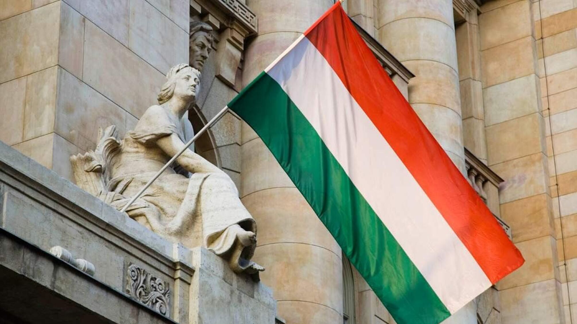 Угорщина і далі не планує вводити санкції проти рф