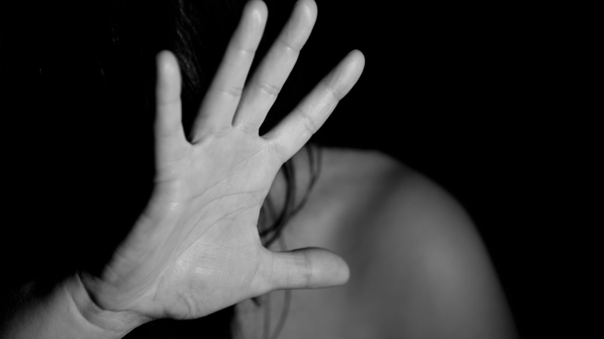 Окупанти в Ірпені згвалтували мати та її 15-річну доньку. Обидві мертві