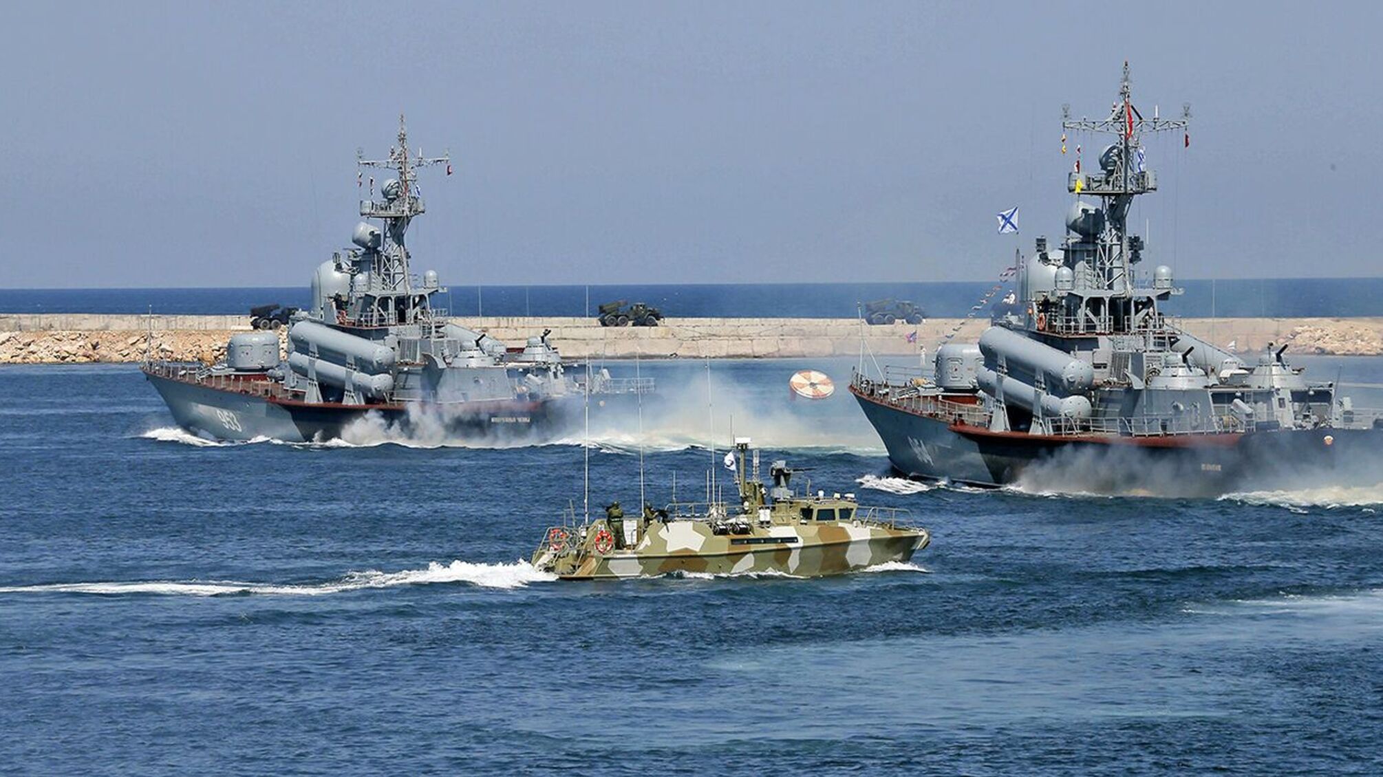 Впервые за долгое время: в Азовском море появились 'Калибры'