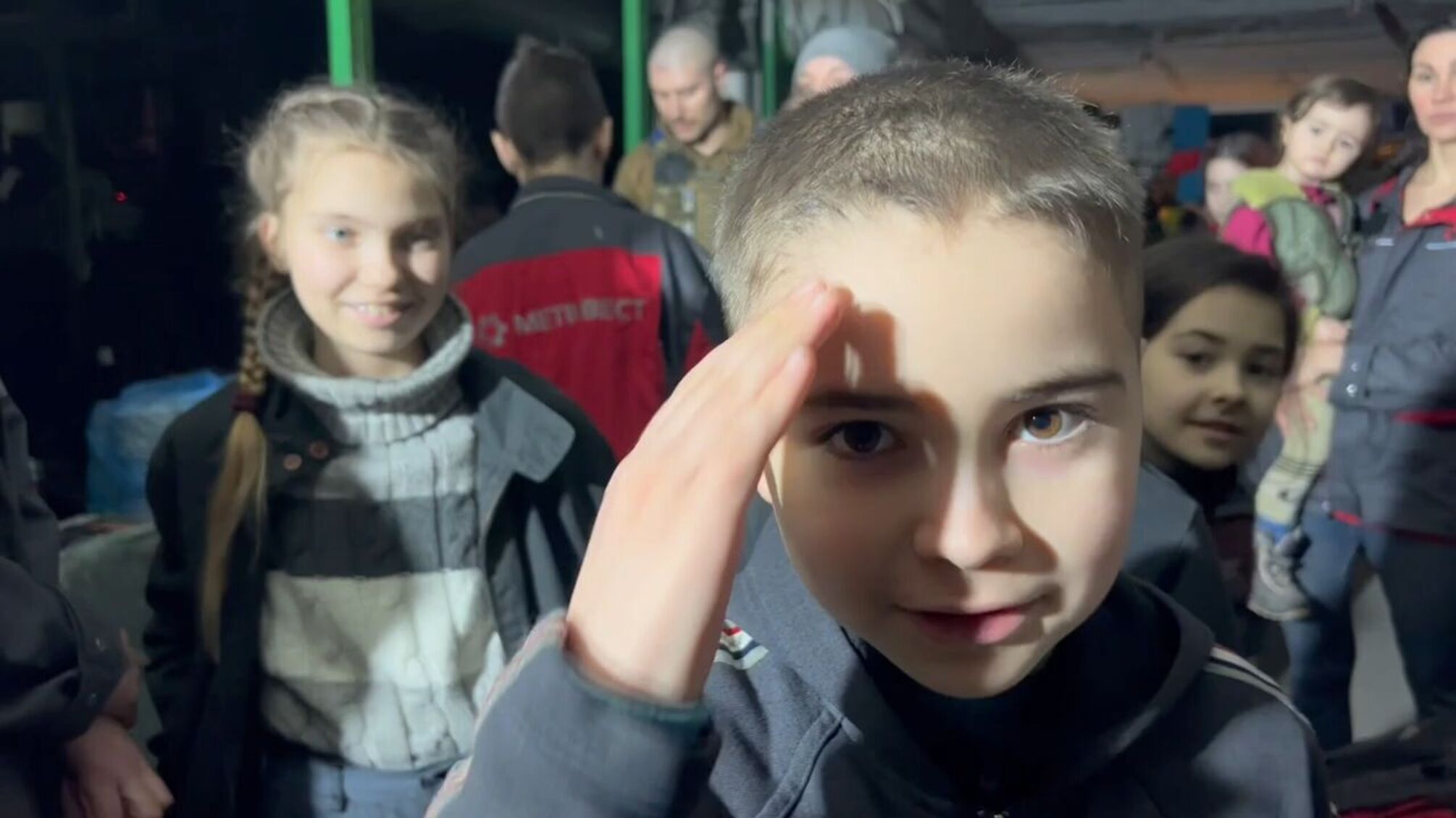 З'явилося нове відео з підвалів 'Азовсталі'
