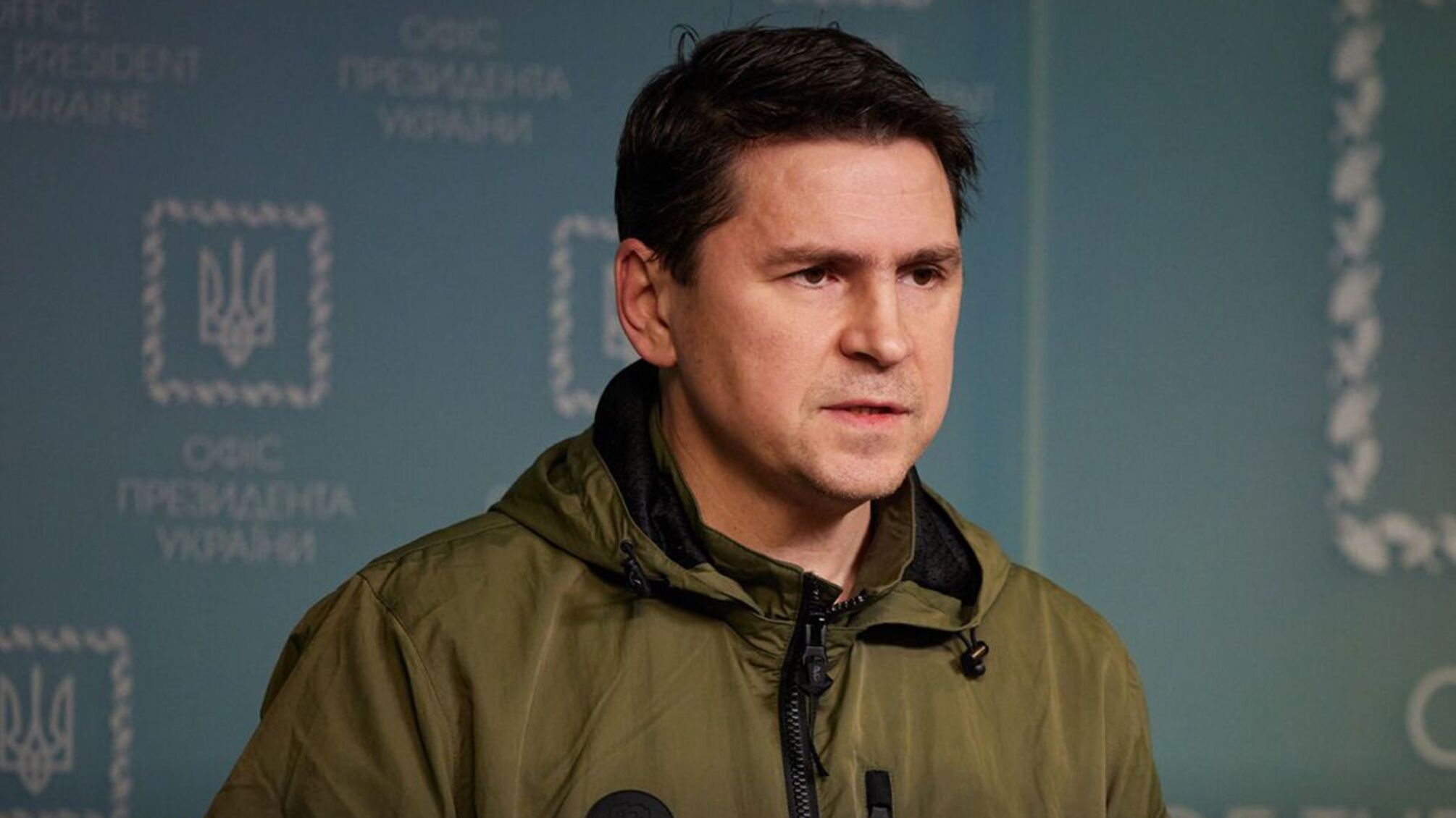 Подоляк заявил, что у россиян началась истерика после заявления о предоставлении Украине тяжелого оружия