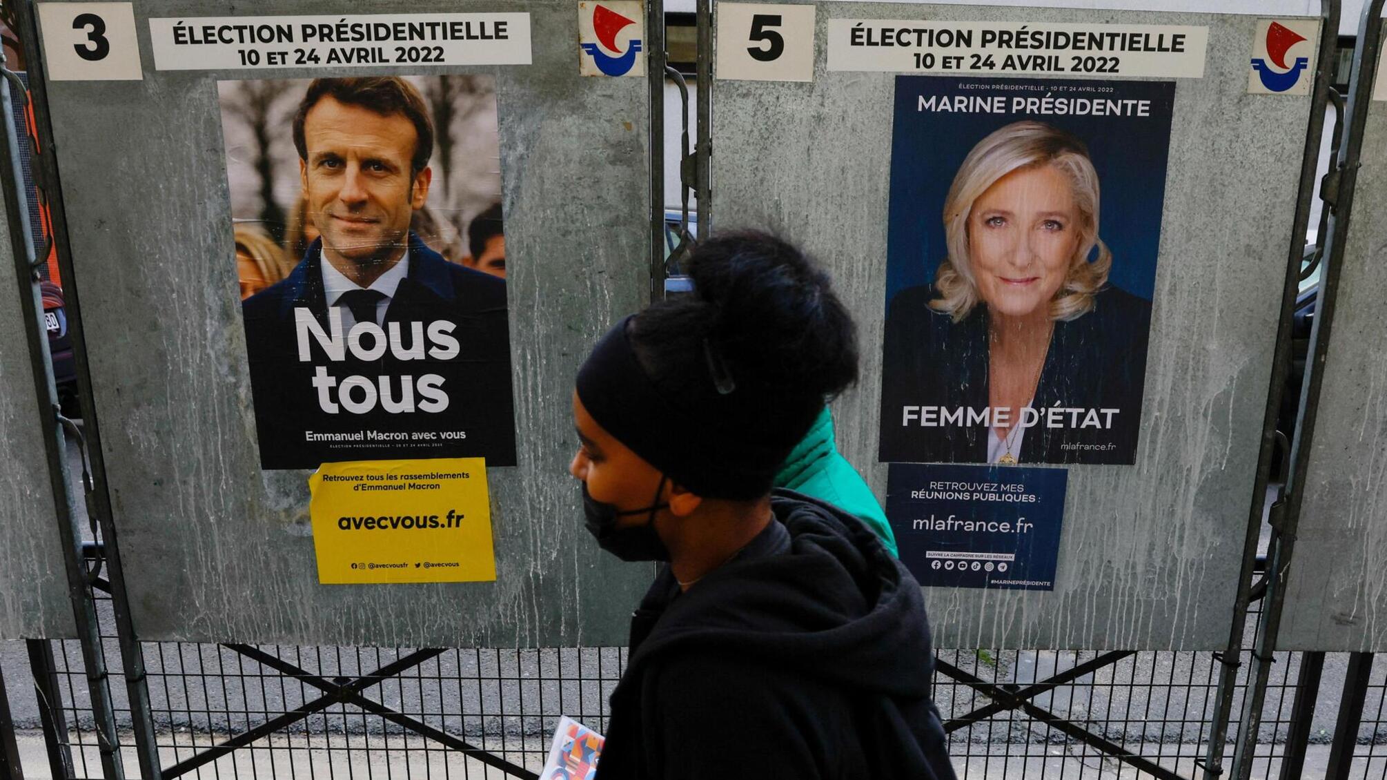 вивіски кандидатів у президенти Франції
