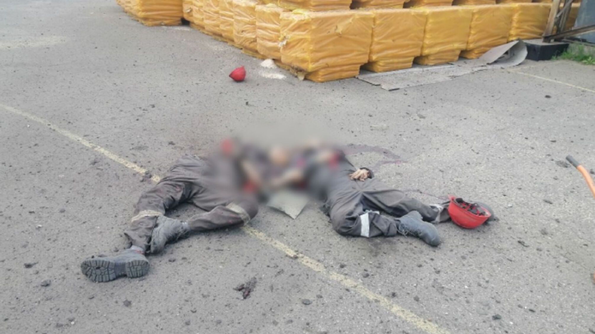 Троє людей загинули після удару по Донеччині