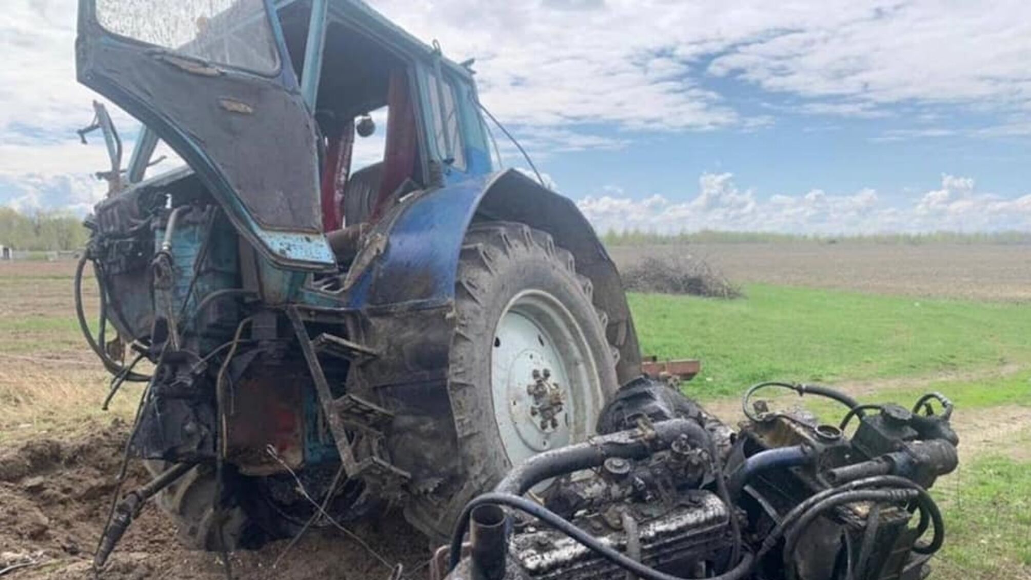 На Київщині трактор вибухнув на російській міні