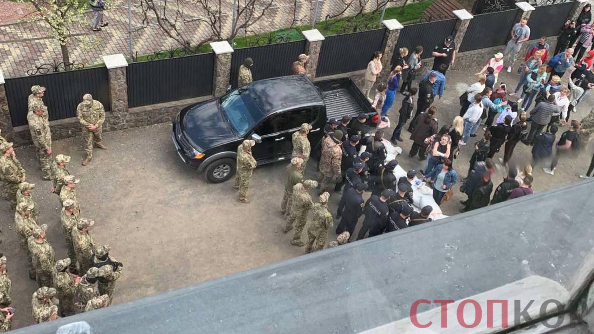 люди військовики