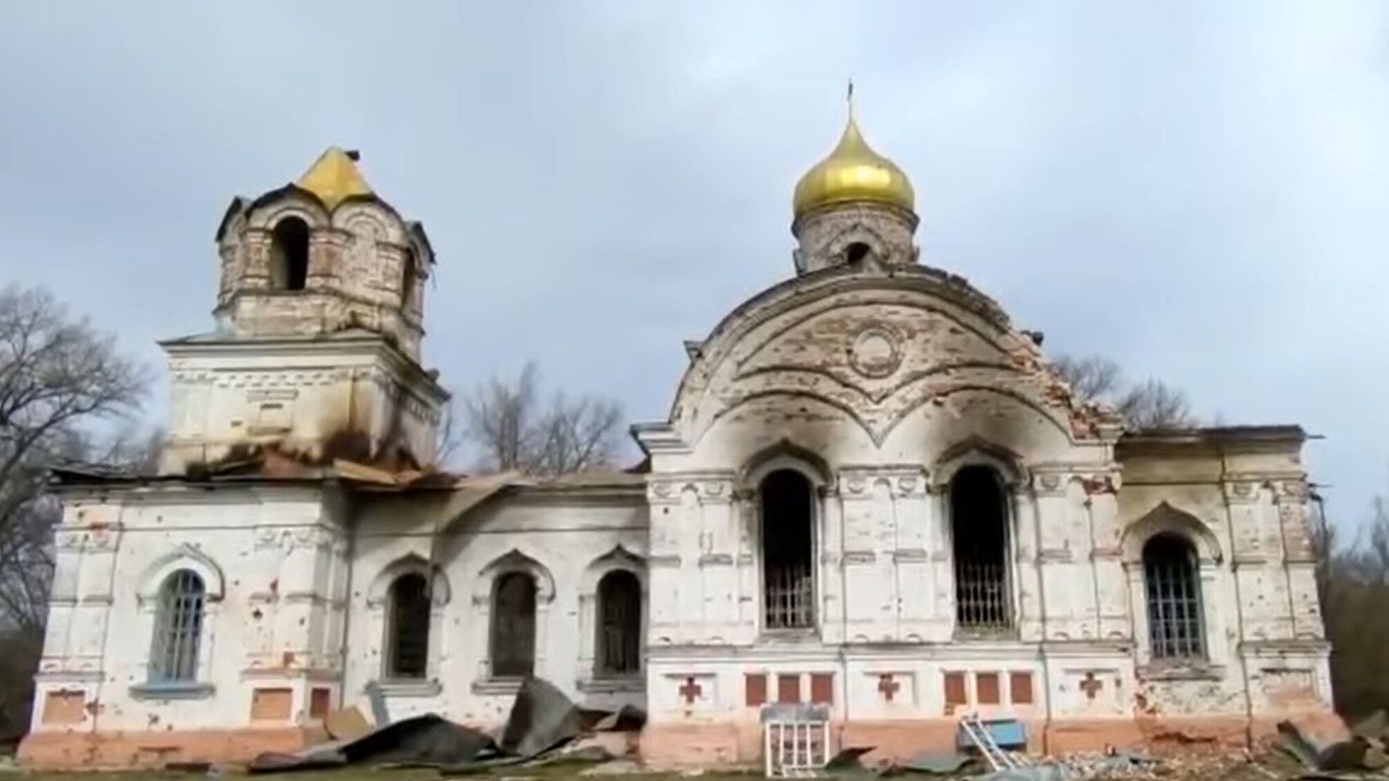 ГСЧС: оккупанты устроили штаб в церкви, а неподалеку - расстреливали людей