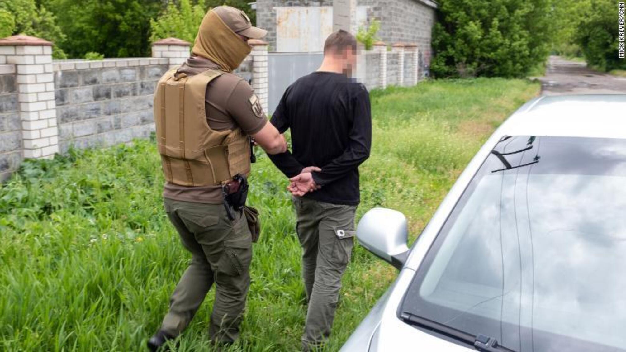 500 грн за 'ціль': у Слов'янську СБУ затримали зрадника, який продавав інформацію рф