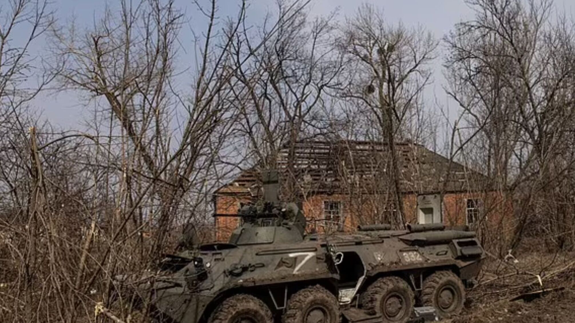 ЗМІ: російська бронетехніка буксує в Україні через корупційну схему з шинами