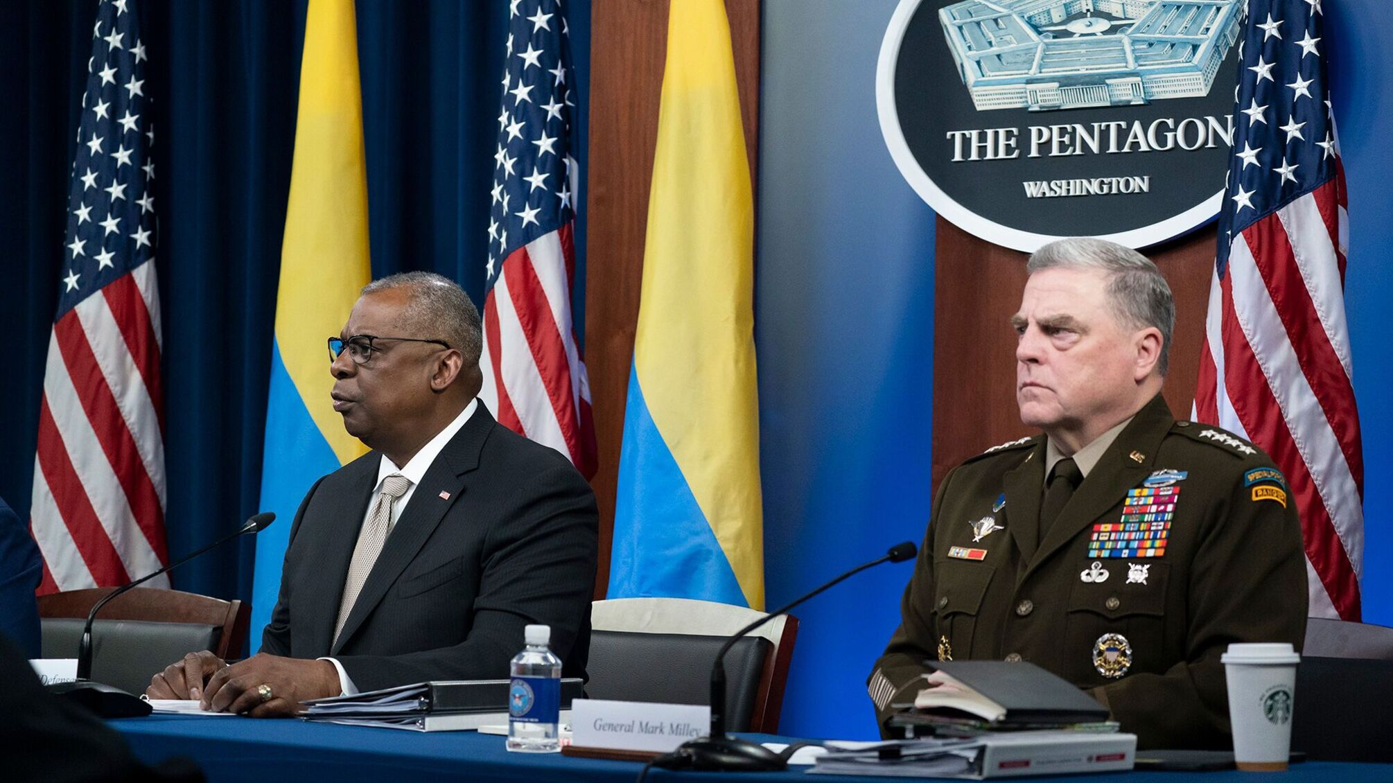 Ллойд Дж. Остін і Марк Міллі