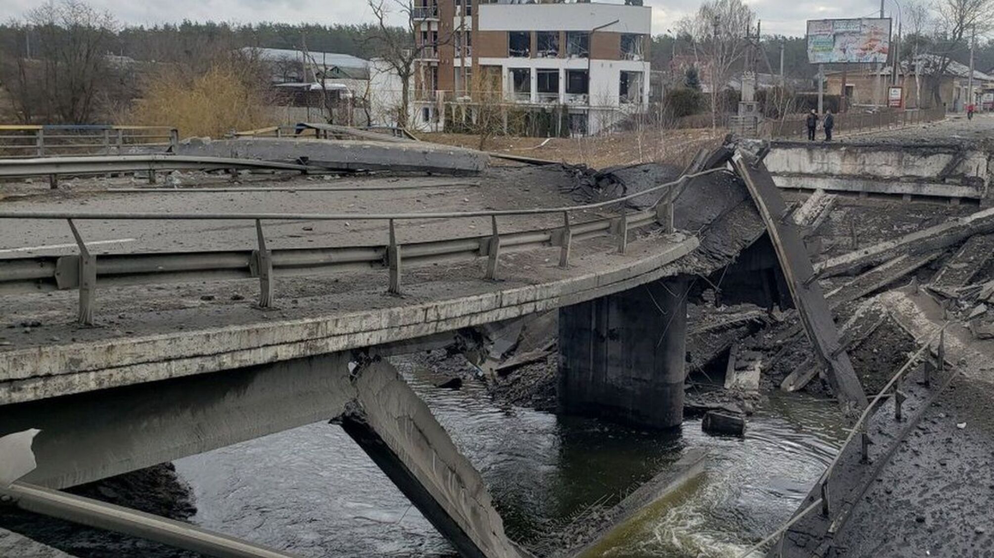 1 059 км автошляхів: на території Харківської області дорожнє господарство зазнало значних руйнувань