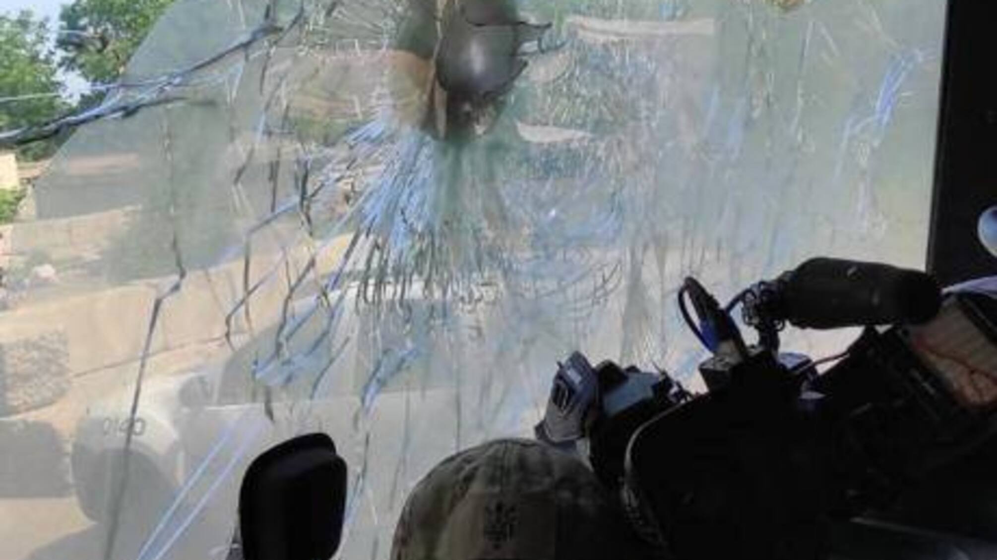 Розстріляне авто