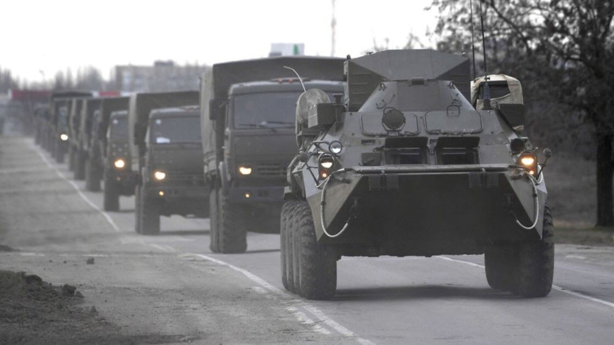 Росіяни підтягують війська до кордонів Сумщини