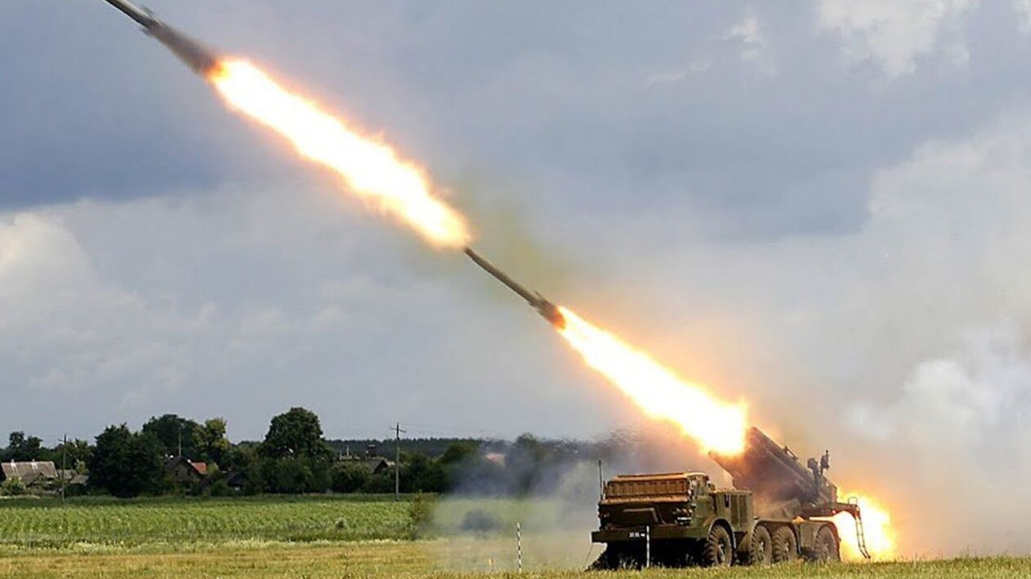 РСЗО 'Ураган' обстрел