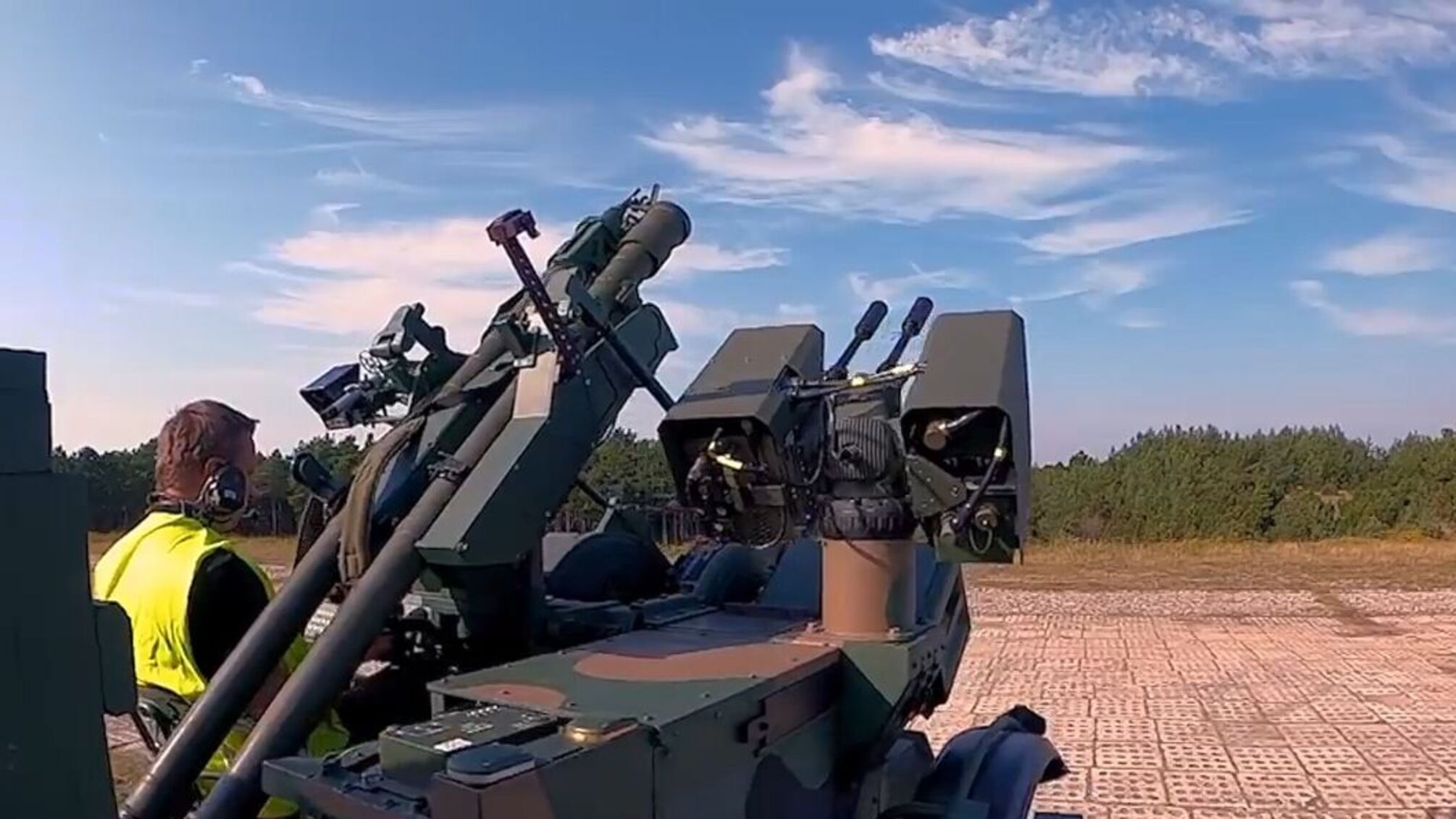 Польща може взяти на себе протиповітряну оборону над Західною Україною: що відомо