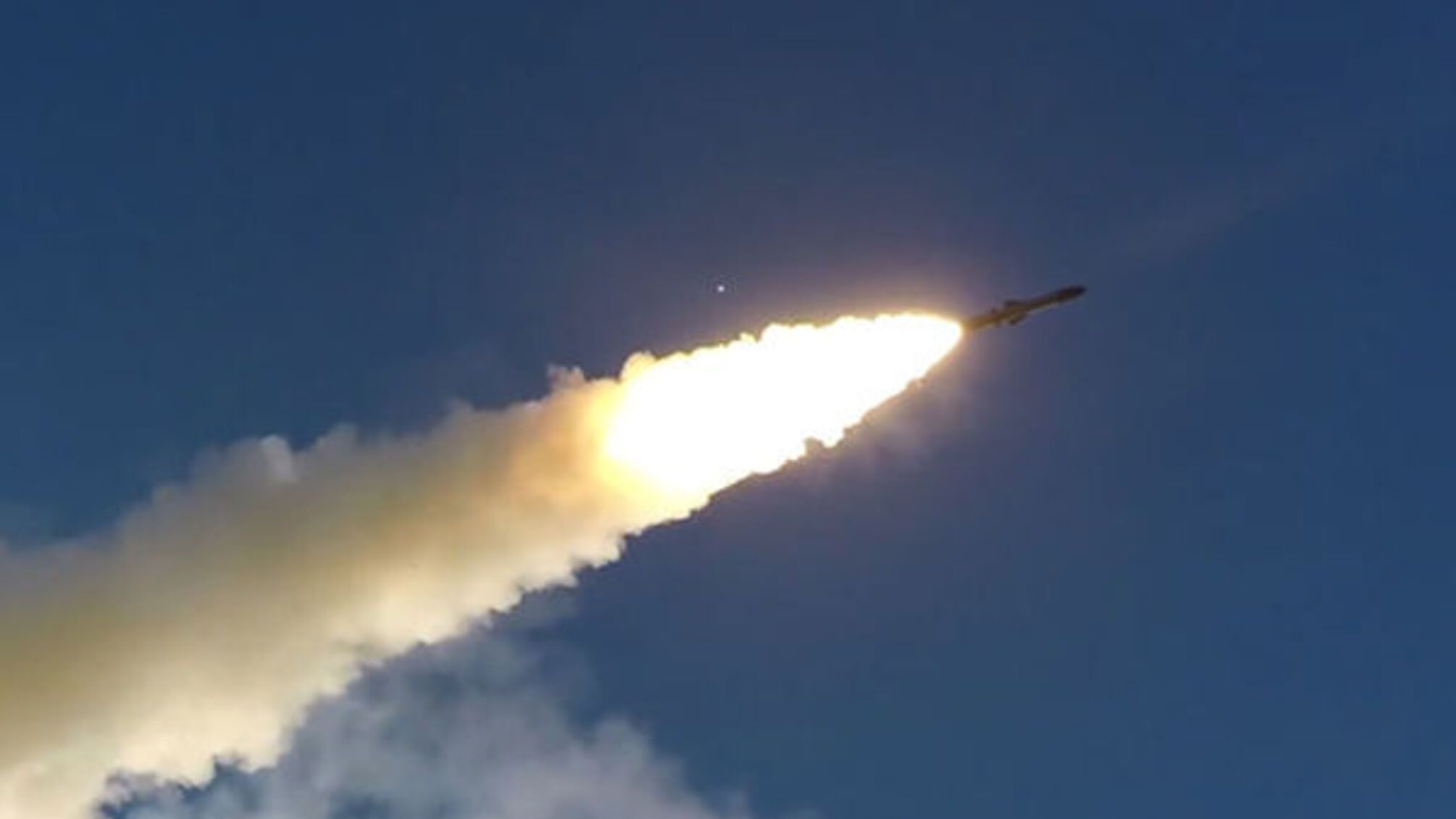 Обстрел Житомирщины: силы ПВО сбили до 10 вражеских ракет