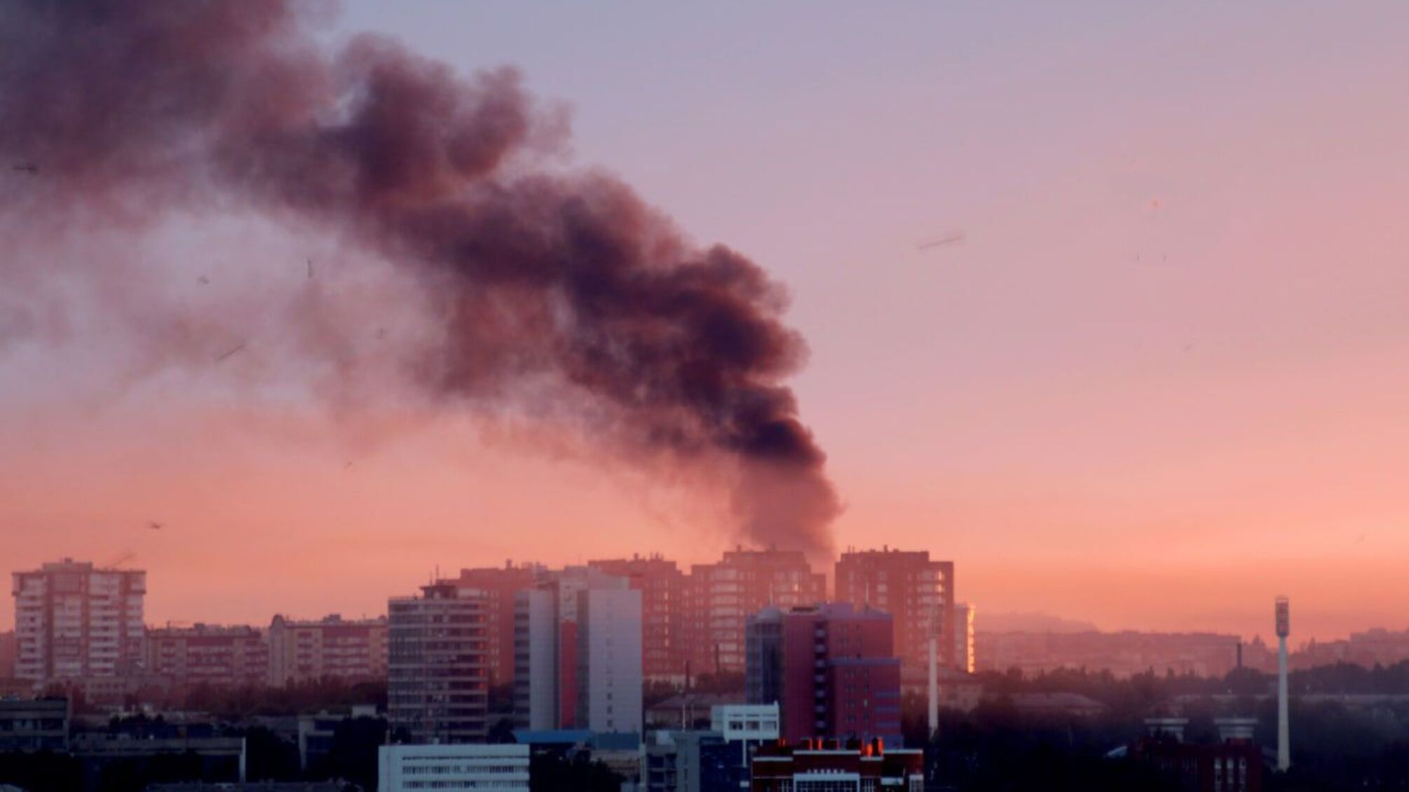 В Донецке сгорел штаб 1-го армейского корпуса 'ДНР' – Гиркин-Стрелков
