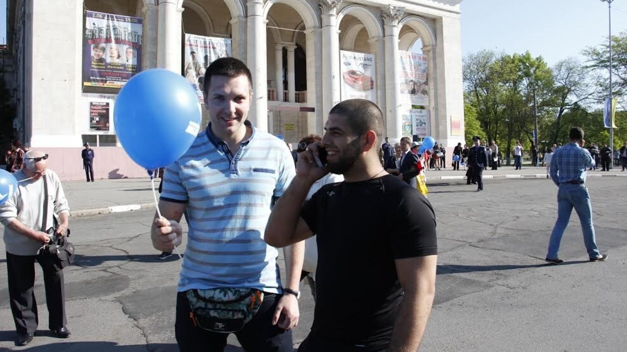 Дмитро Савлученко (зліва) у компанії ще одного проросійського 'діяча' Георгія Тамбовцева
