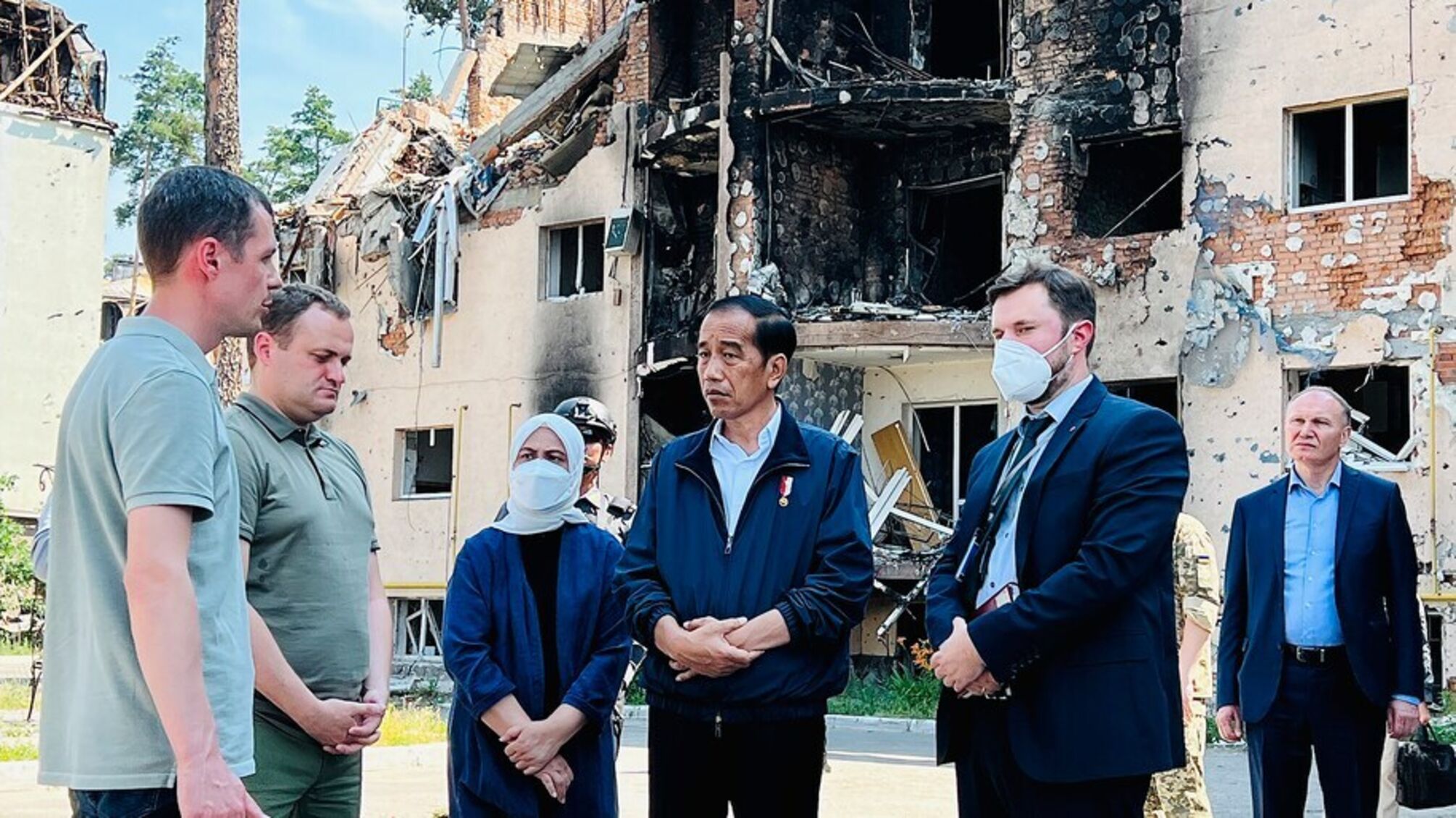 Президент Индонезии Джоко Видодо в Ирпене