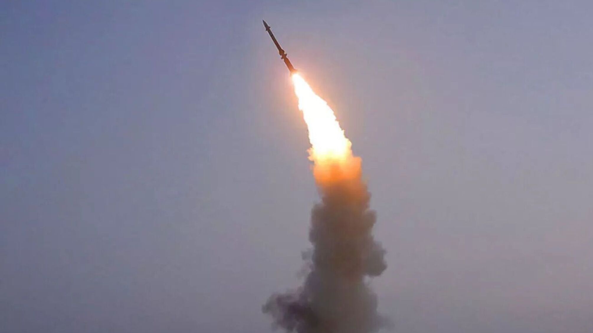 Россияне нанесли очередной ракетный удар по Днепру
