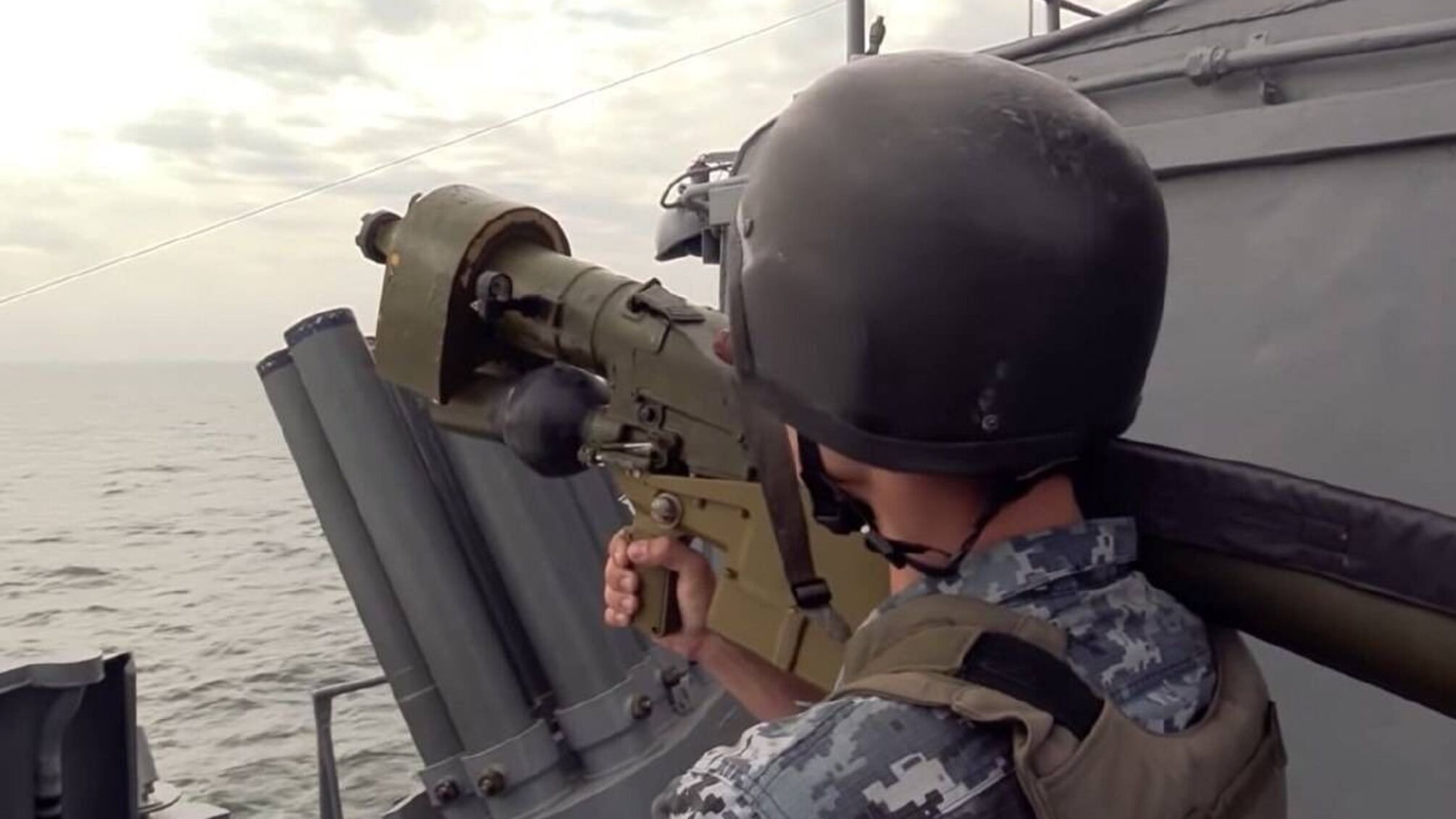 Військовий моряк