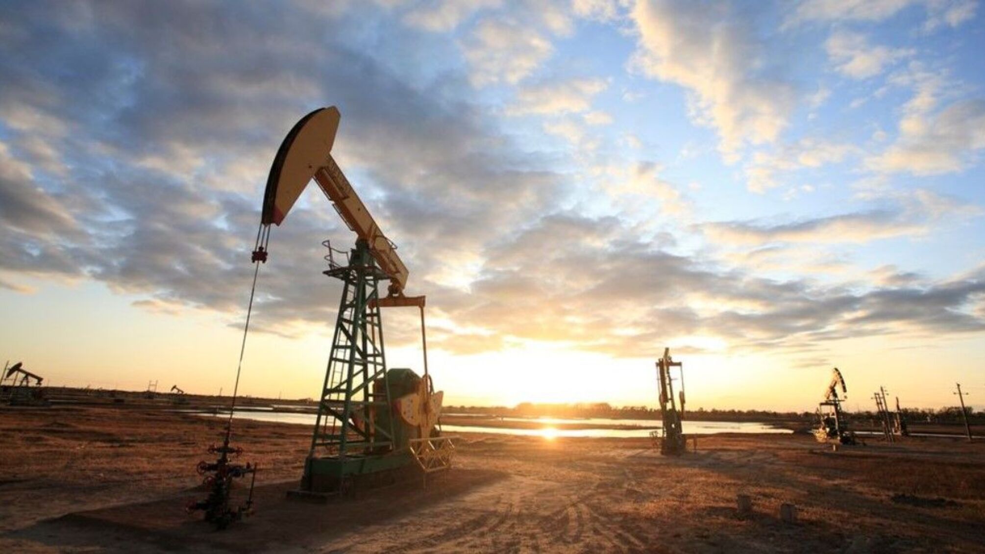 нефтяная вышка