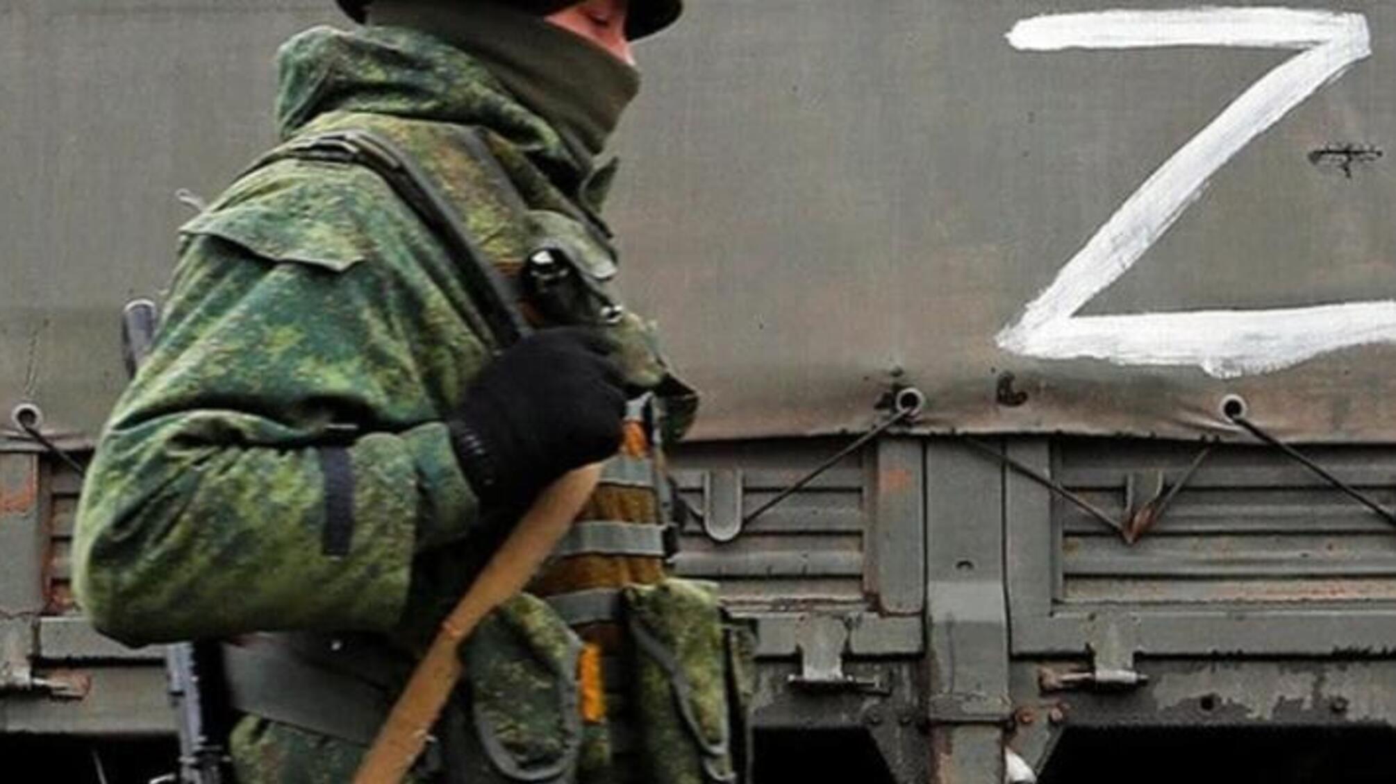 солдат російський військовий