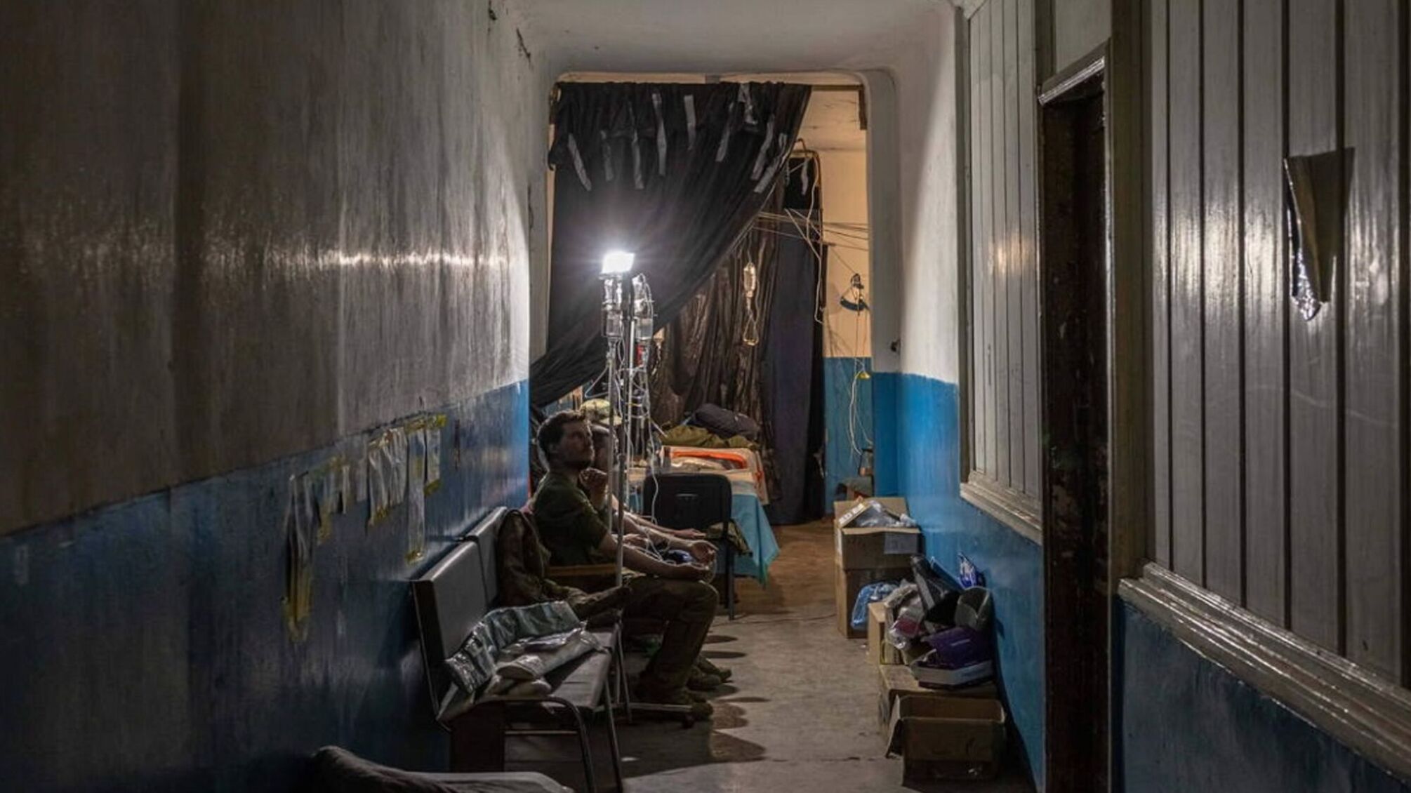 Украинских военнопленных содержат в лагере на территории России