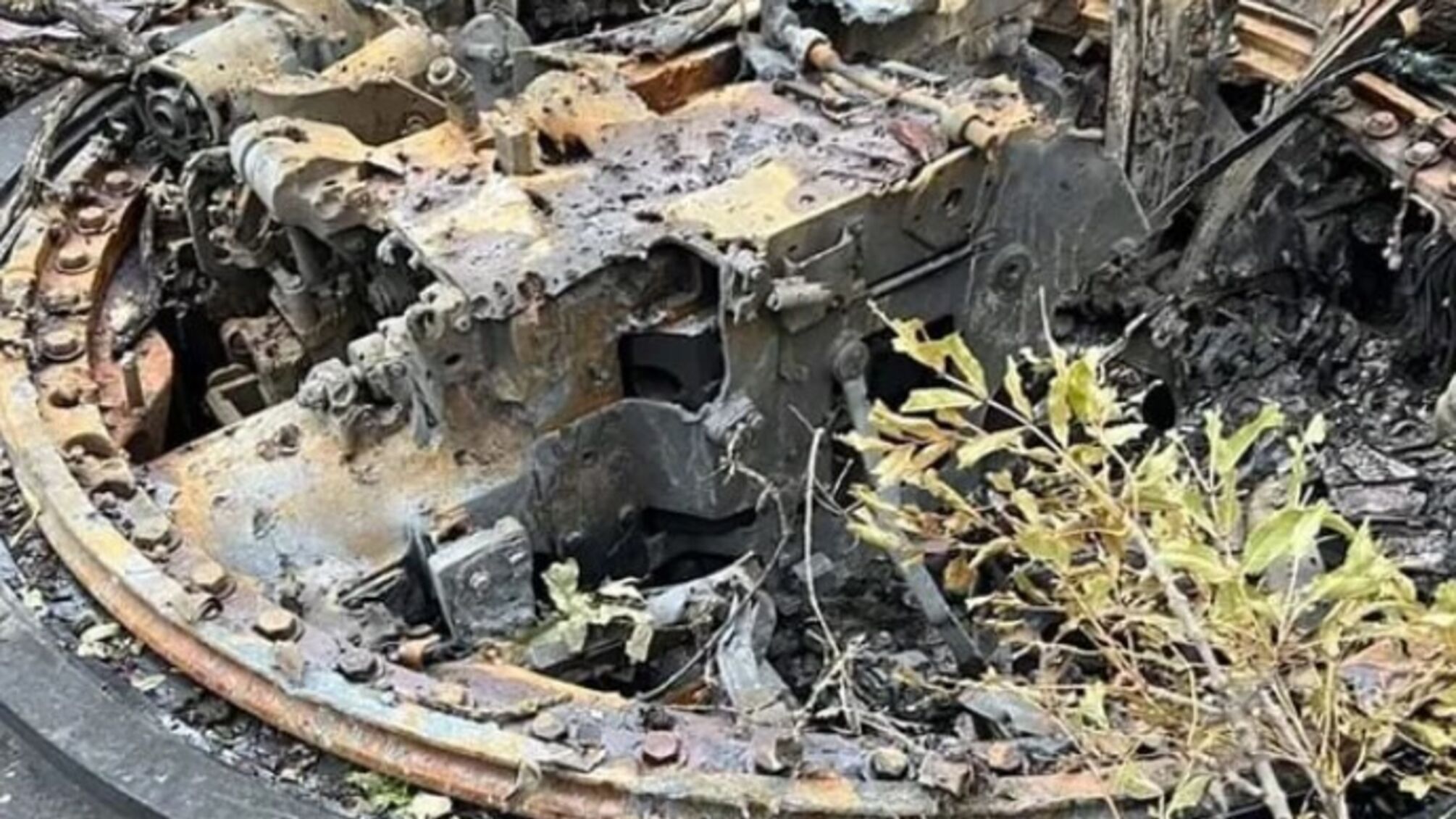 танк разбит рф