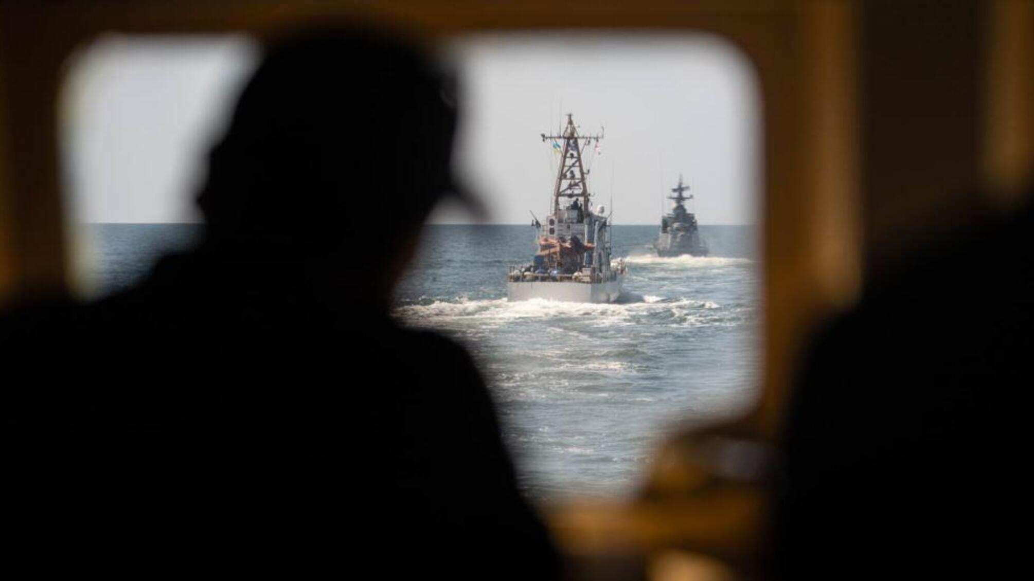 Значительная часть российских кораблей отошла от берегов Крыма