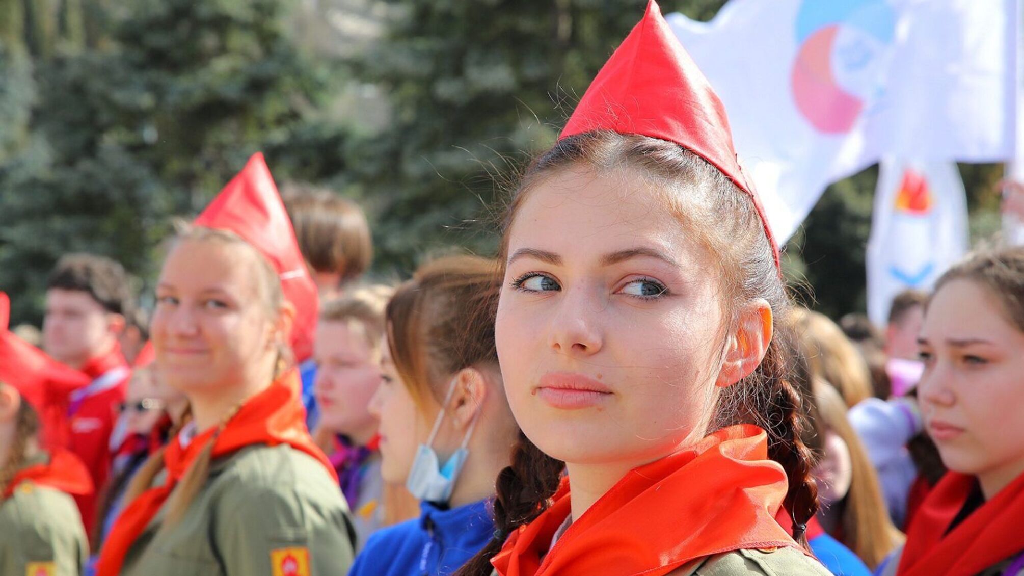 ГУР: оккупанты привлекают украинскую молодежь к вновь пророссийским организациям