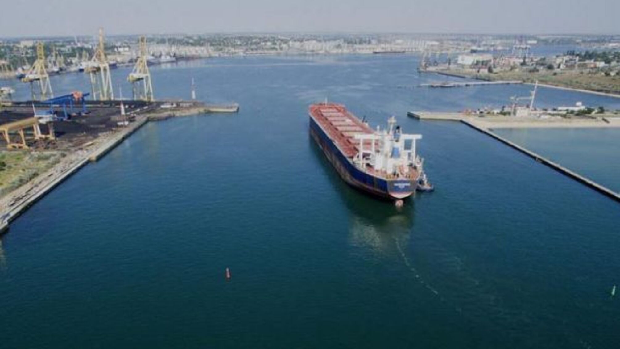 Перша партія українського зерна відправиться з Чорноморського порту - Мінінфраструктури
