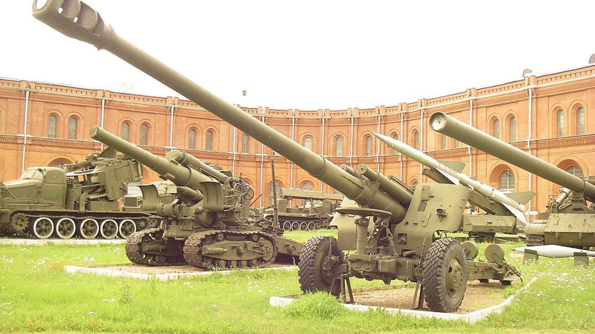 гаубиця 'Мста-Б'