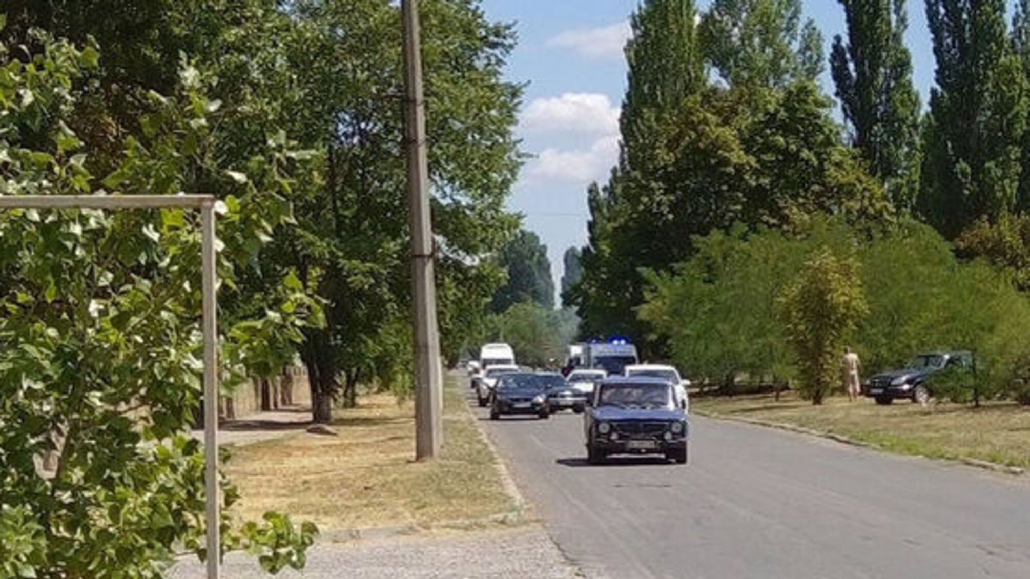 У Херсоні ймовірно підірвали авто ще одного зрадника