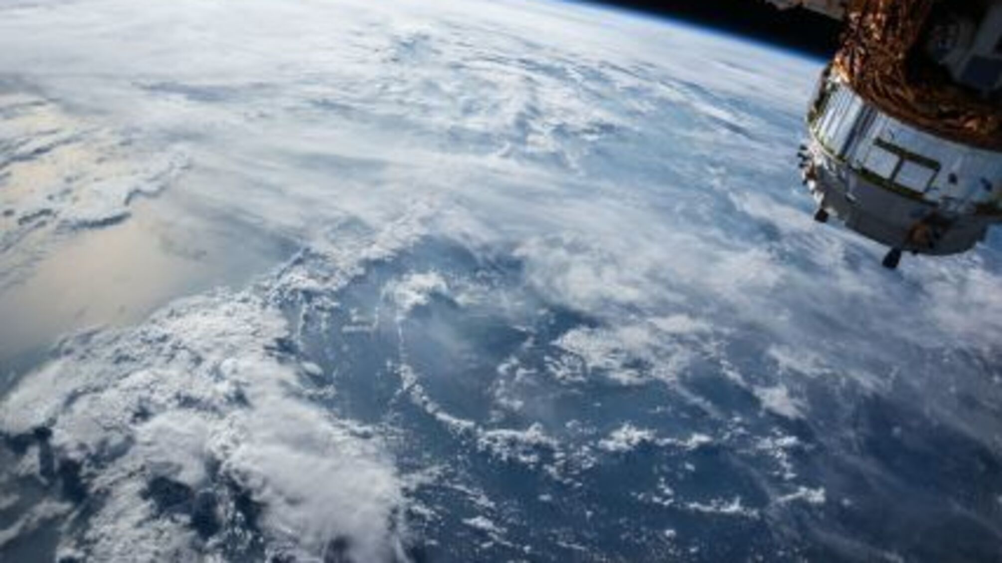 На Землю летить 20-тонний шматок китайського космічного сміття: куди він впаде