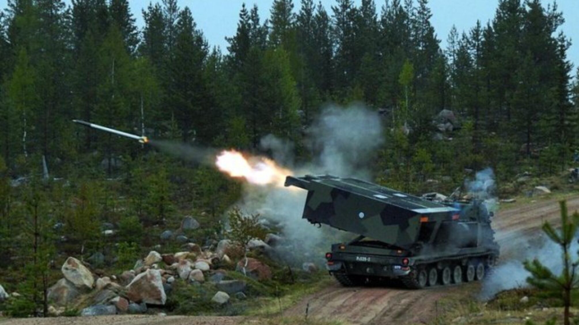 М270 MLRS на фронте
