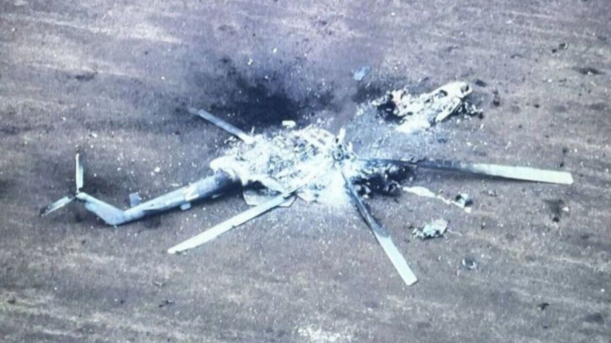 уничтоженный российский вертолет