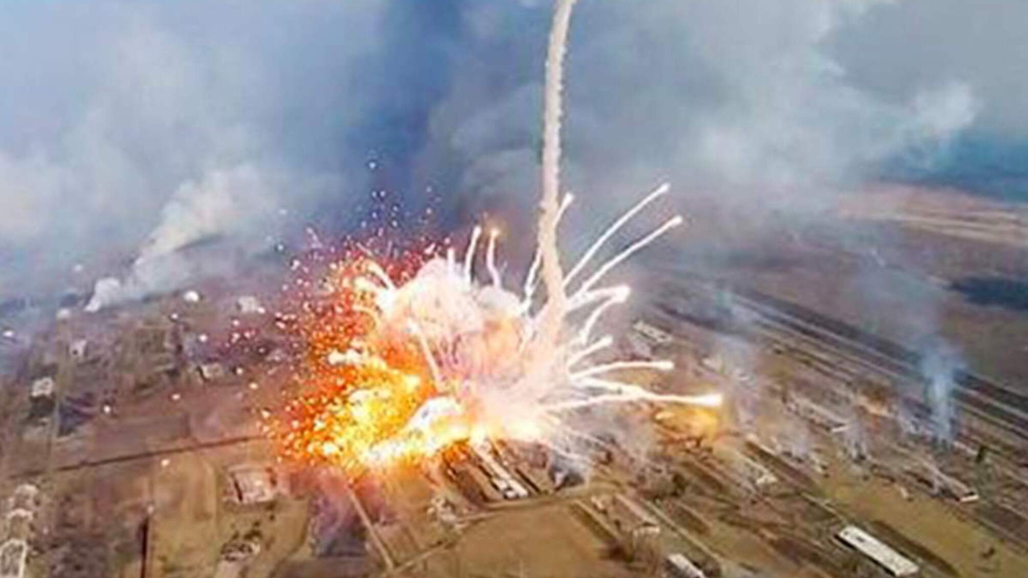 ВСУ уничтожили очередной склад боеприпасов россиян в Херсонской области