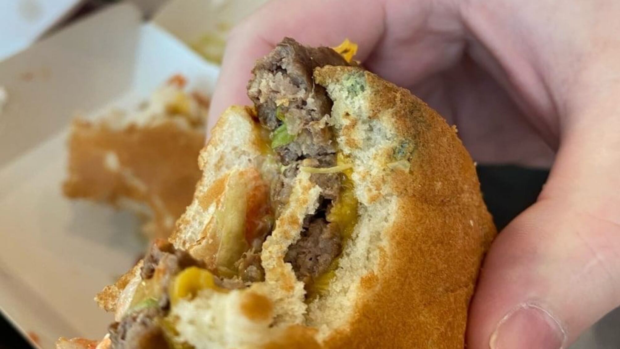 Вкусно и точка бургери з пліснявою