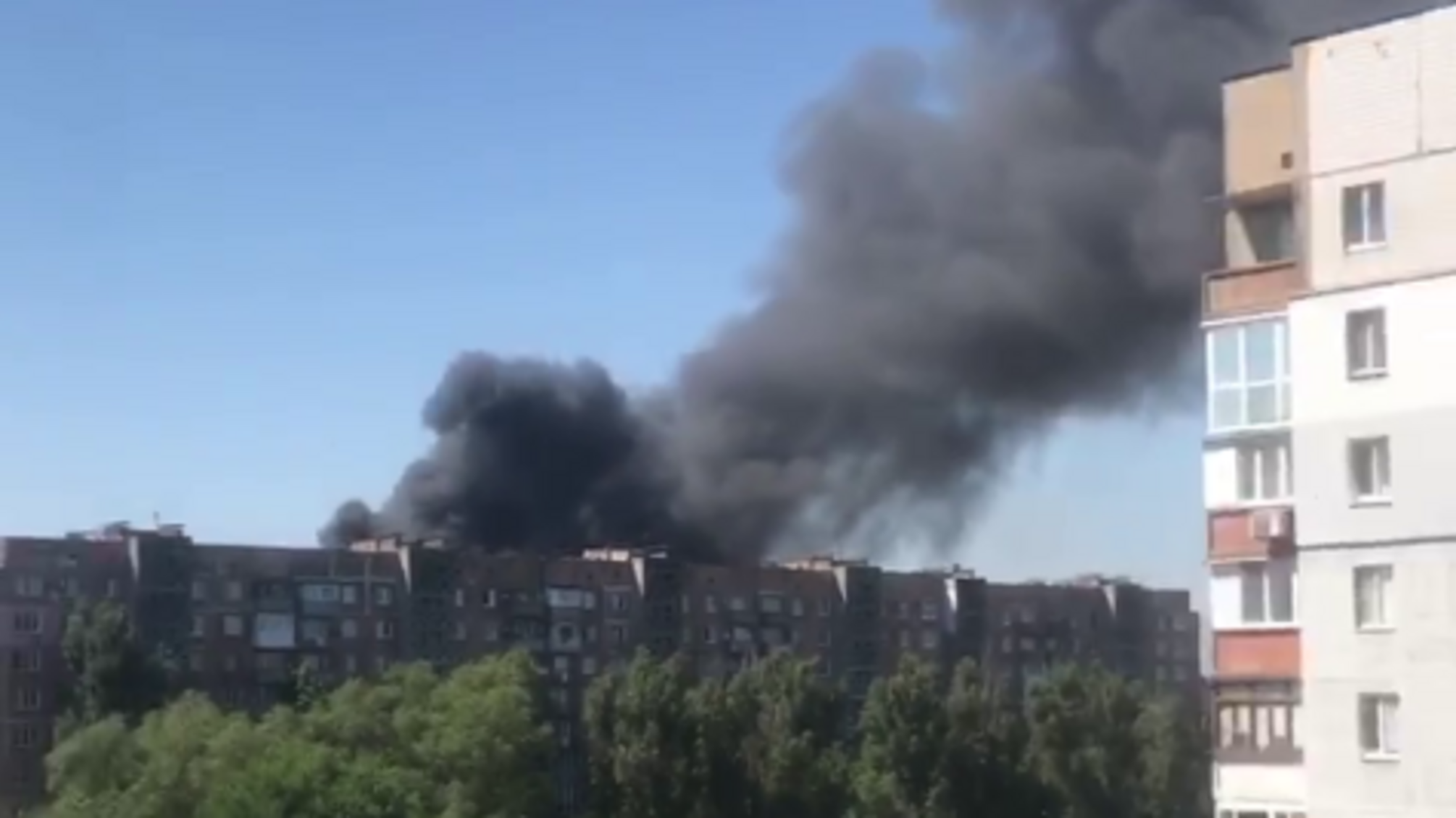 В Донецке – новый масштабный пожар, Иловайск – тоже в огне (видео)