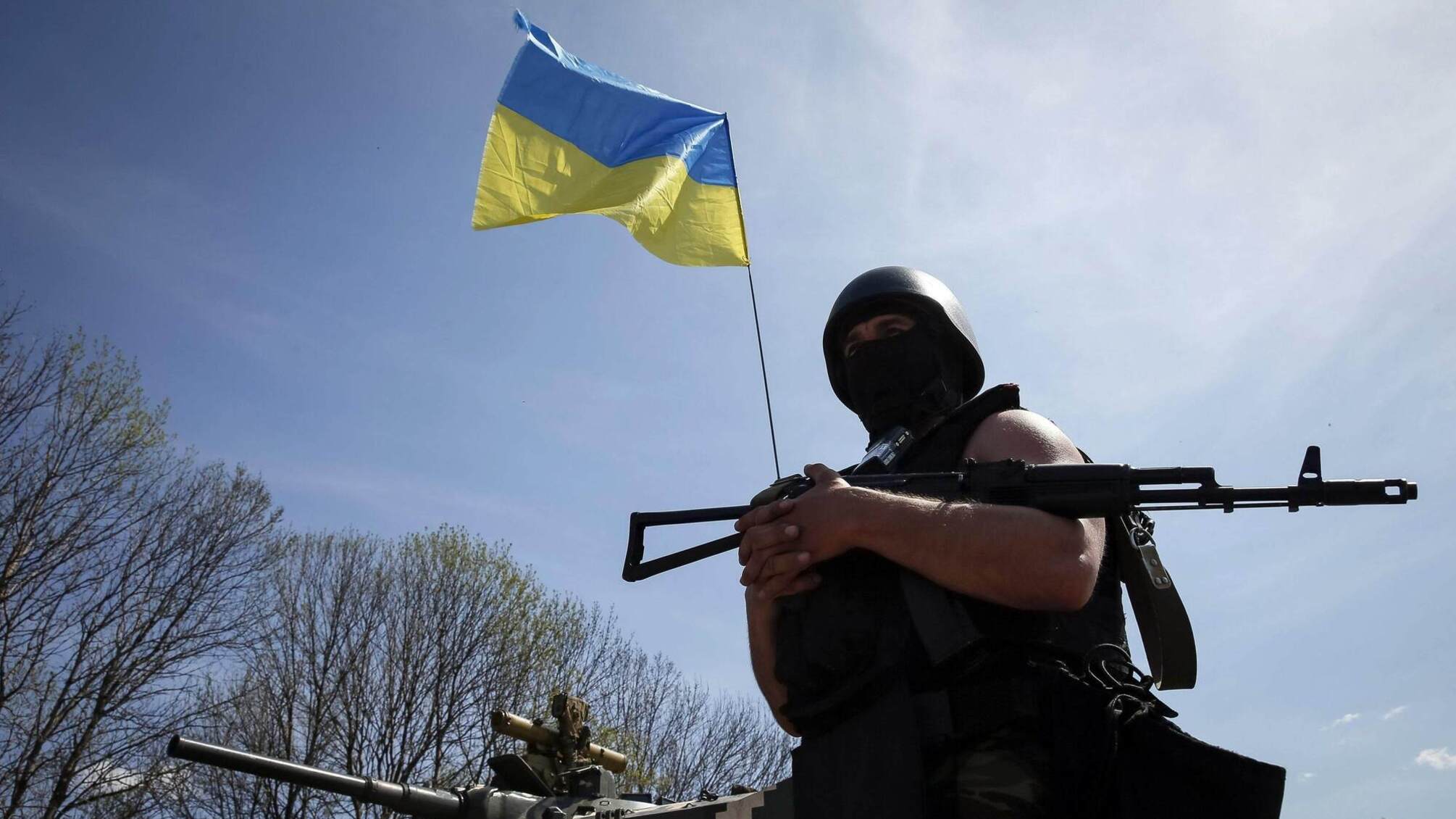 Українські захисники відбили спроби наступу росіян на декількох напрямках, – Генштаб