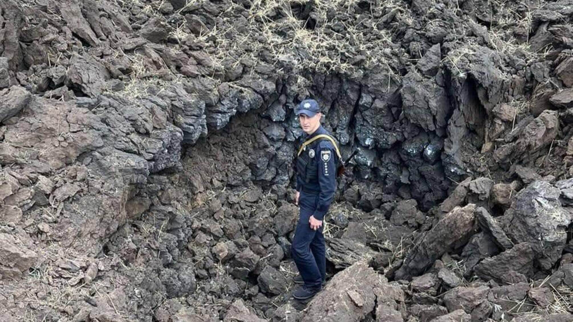 воронка в Мерефе на Харьковщине