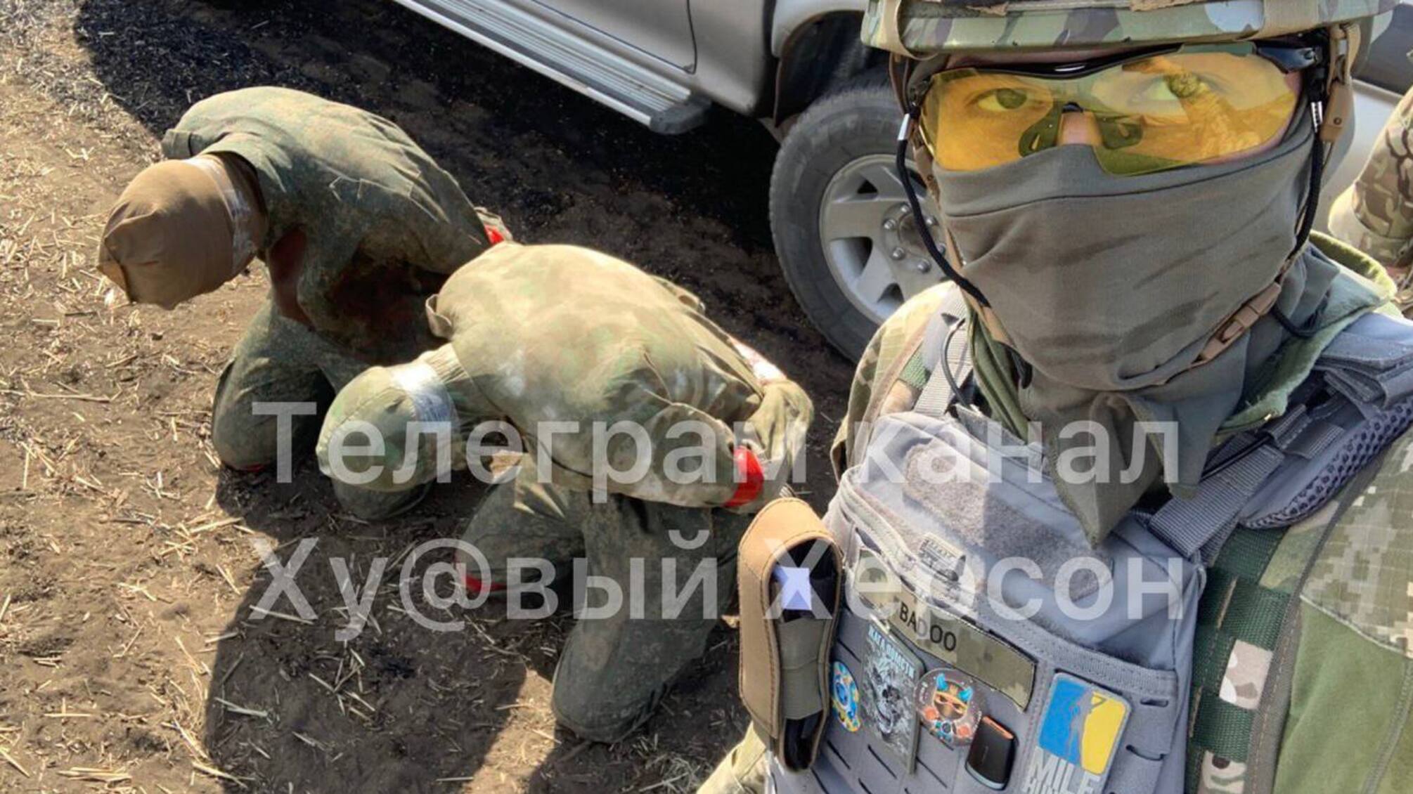Здалися самі: на Херсонщині українські бійці затримали двох російських солдатів