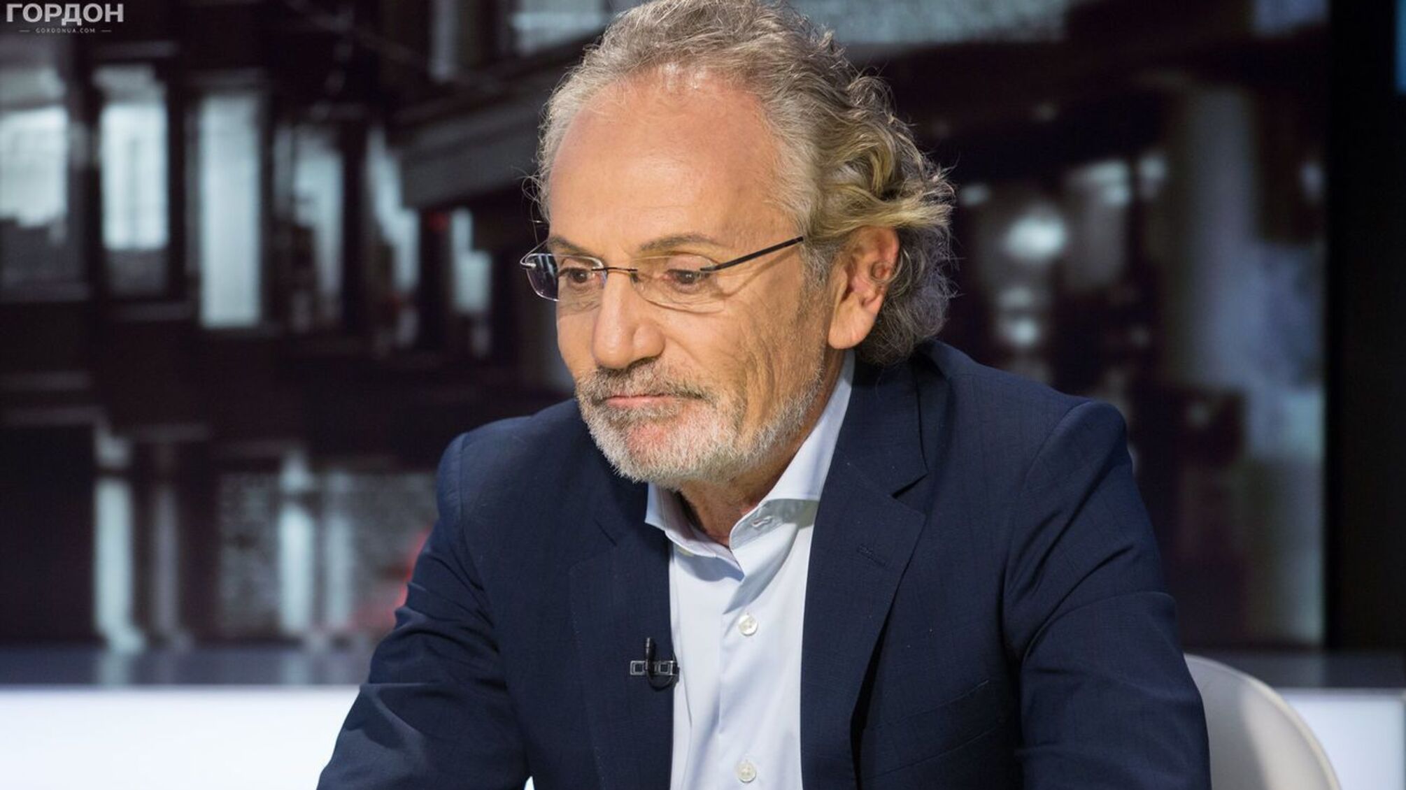 Савик Шустер