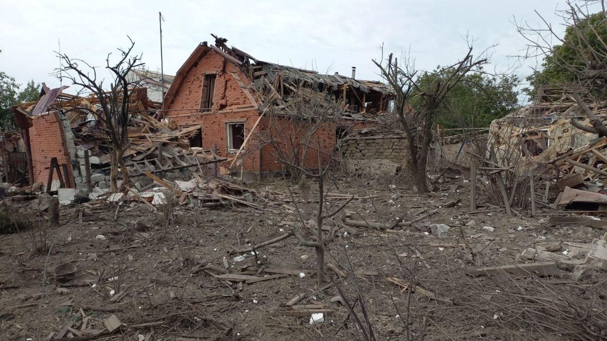 Оккупанты за сутки десятки раз обстреливали Донбасс: 10 погибших, 19 раненых
