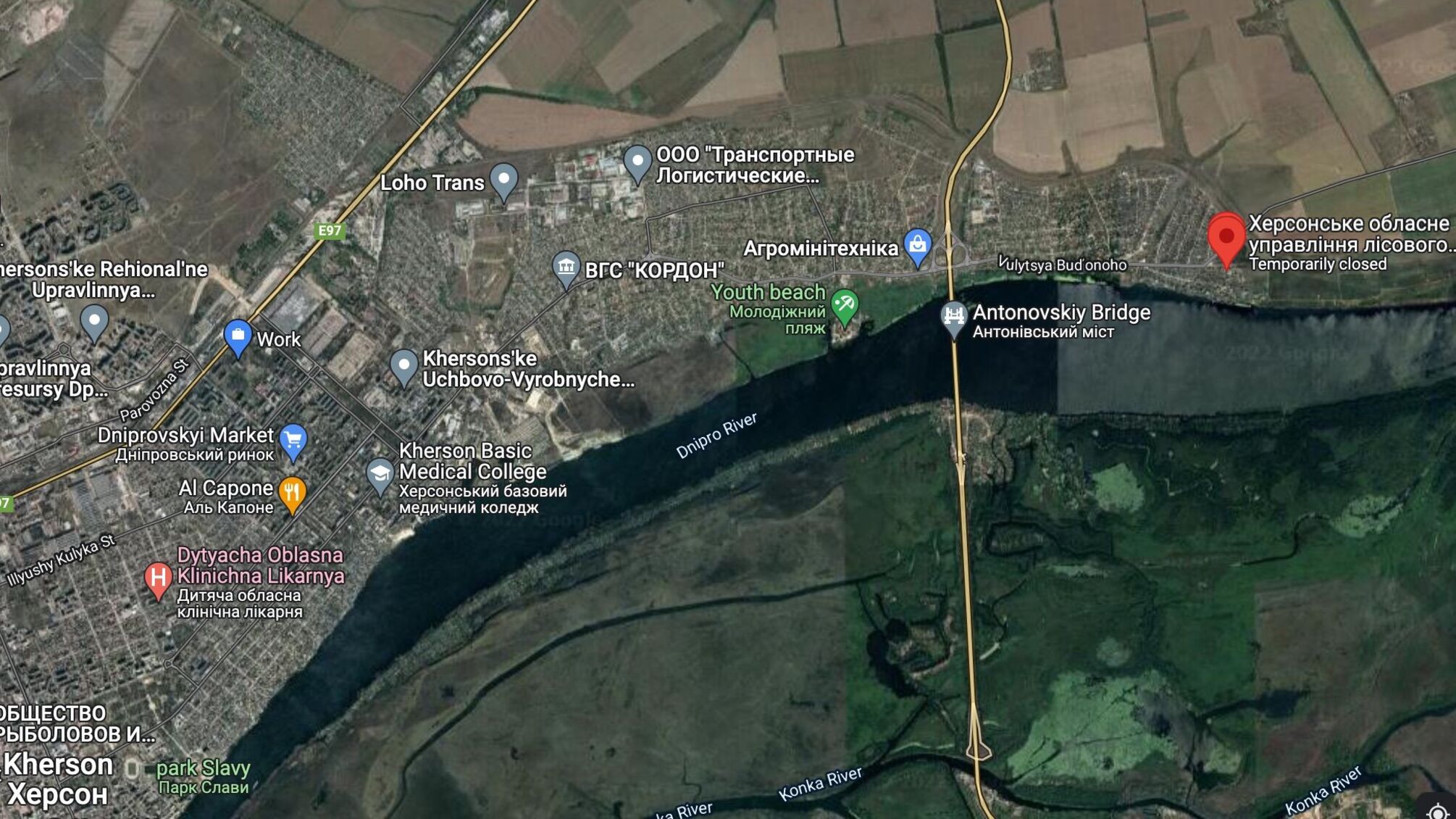 Сообщают об уничтожении базы оккупантов в Антоновке под Херсоном.