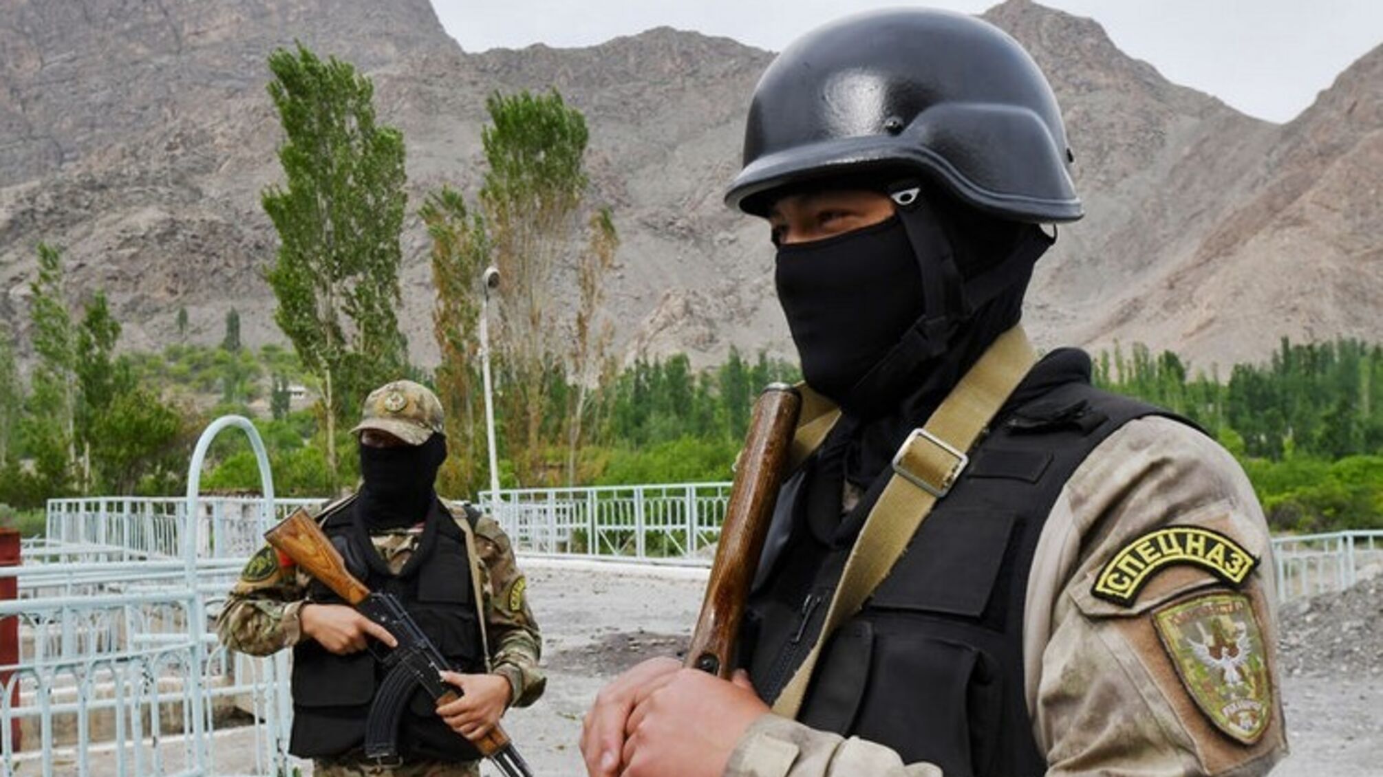 Збройне протистояння на кордоні Таджикістану та Киргизстану: є постраждалі (відео)
